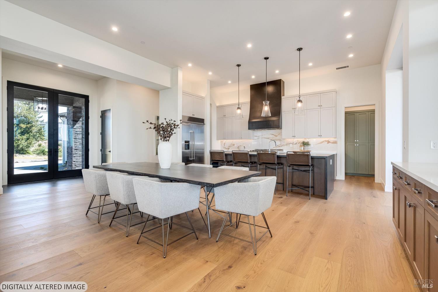 3773 Boulder Point