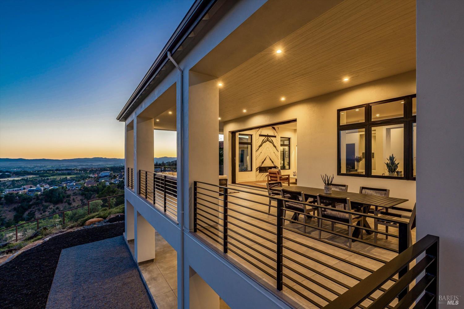 3773 Boulder Point