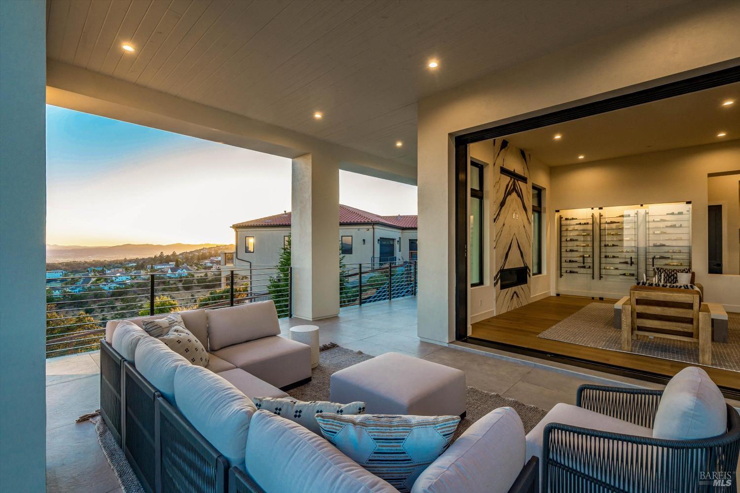 3773 Boulder Point