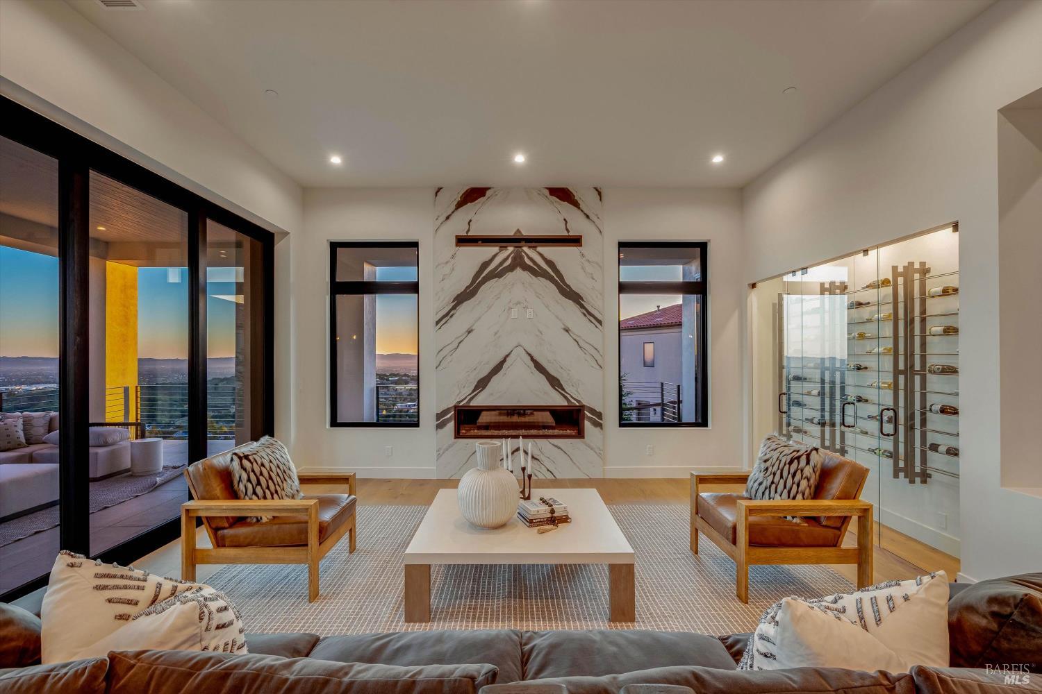 3773 Boulder Point