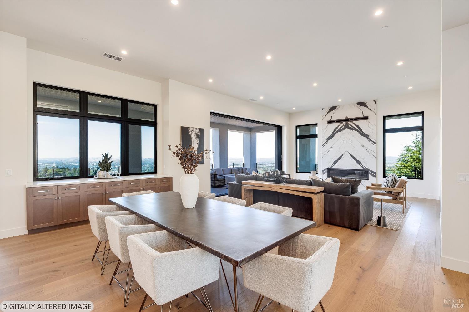 3773 Boulder Point