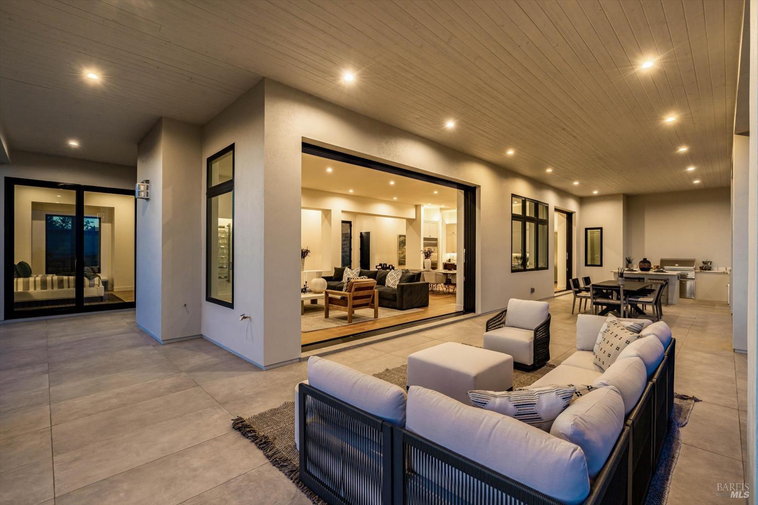 3773 Boulder Point