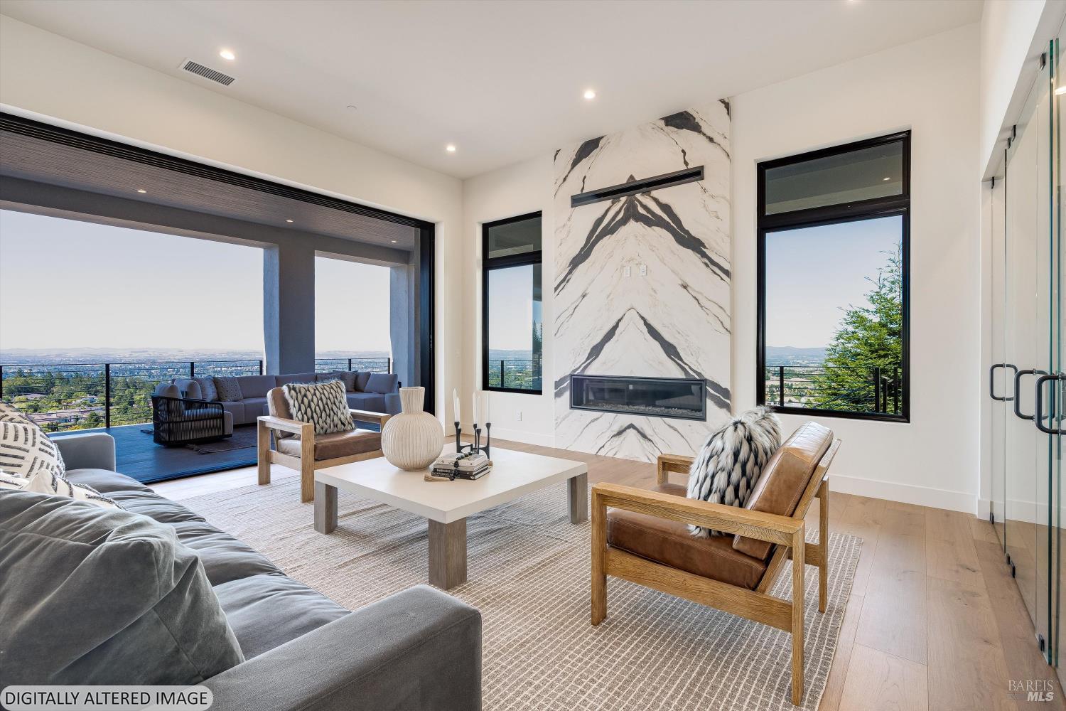 3773 Boulder Point