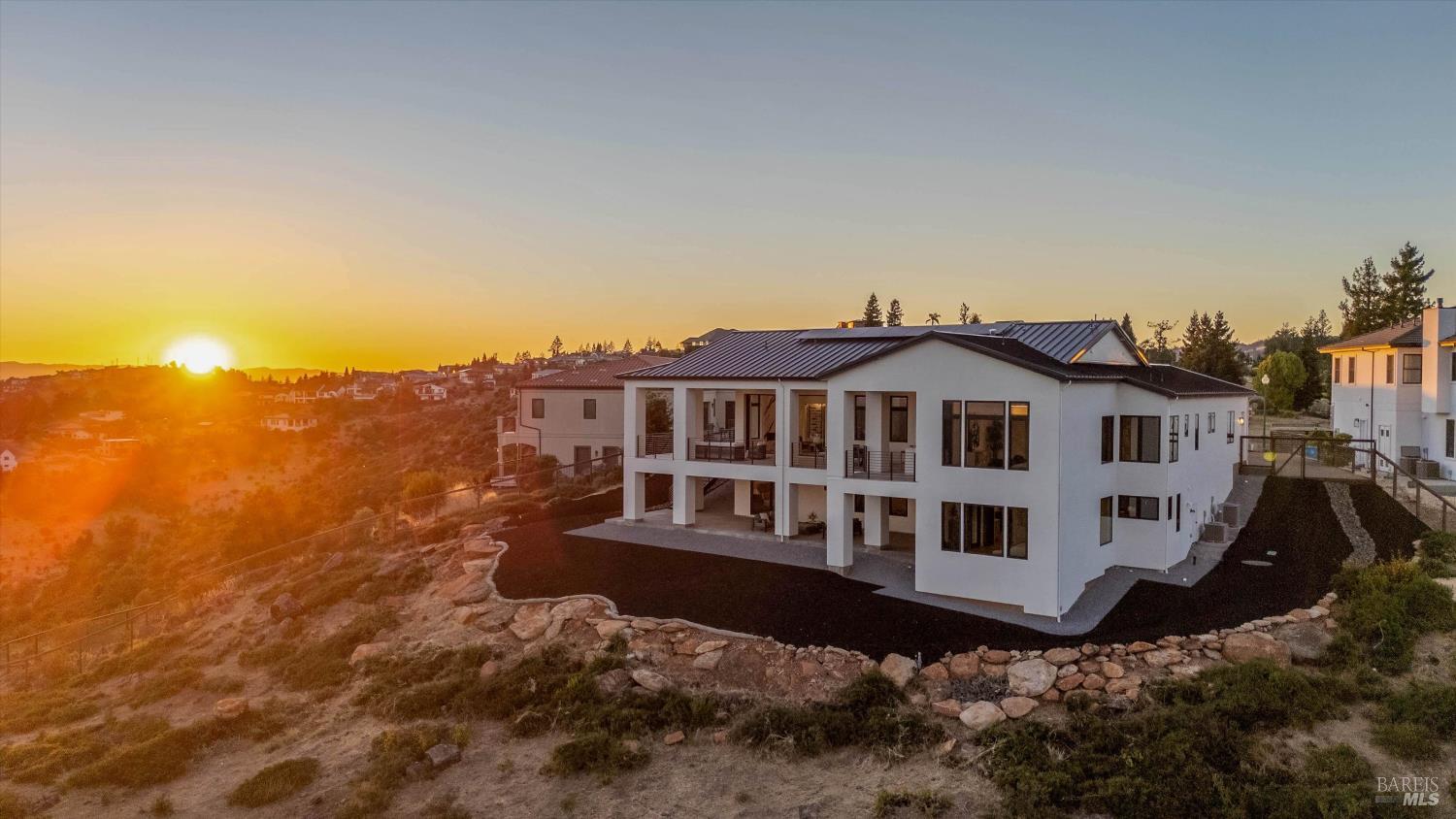 3773 Boulder Point
