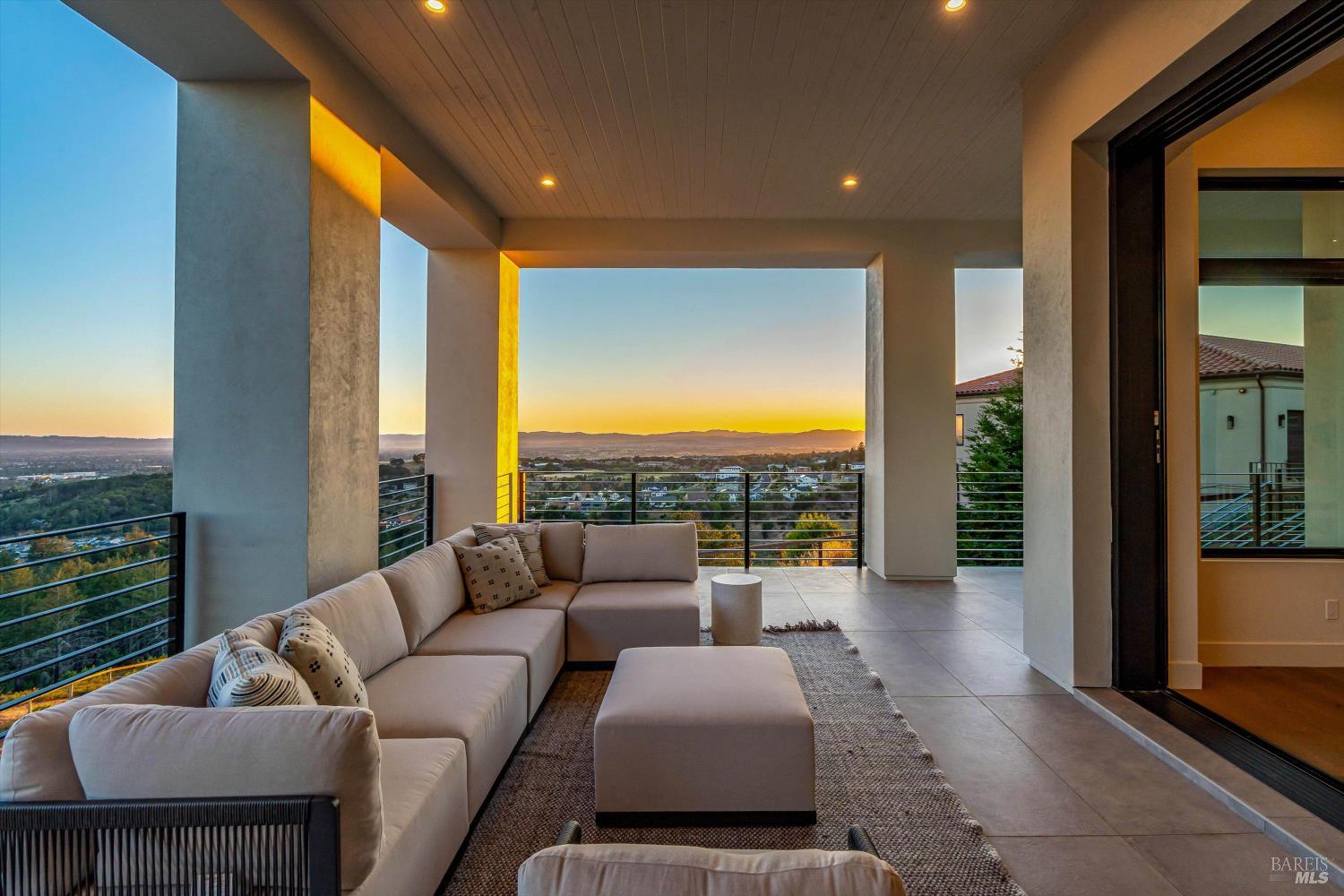3773 Boulder Point