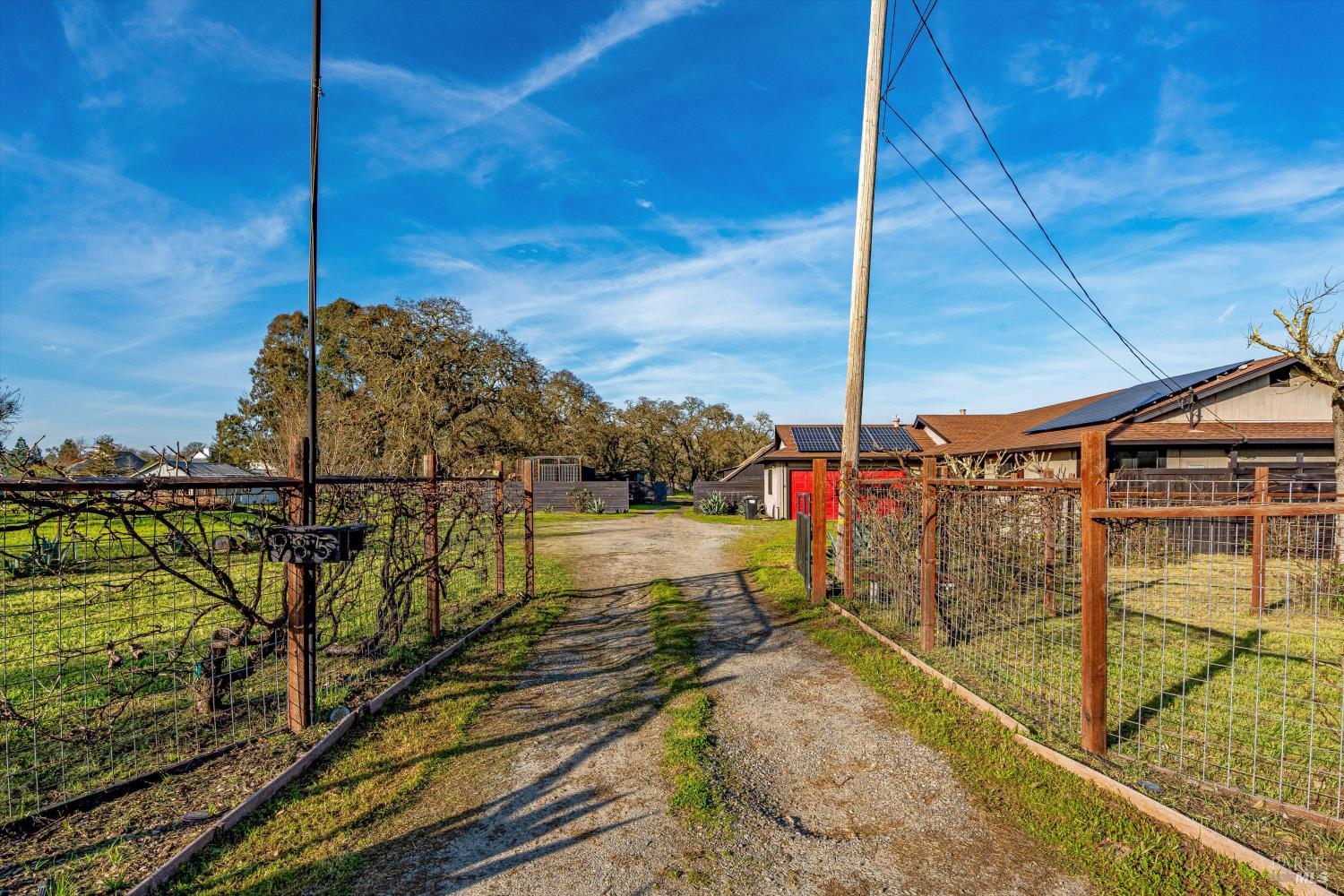 985 Gumview Road