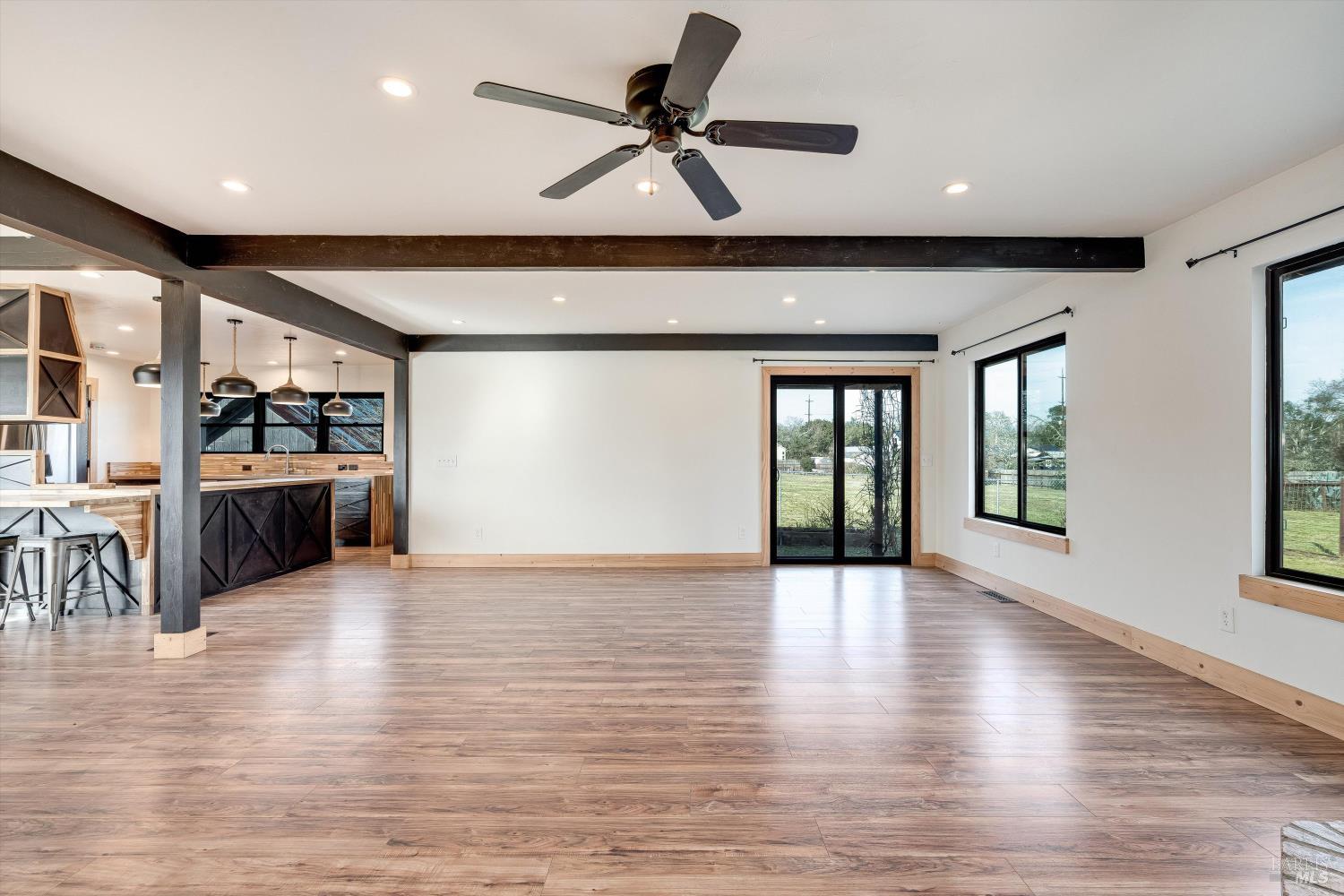985 Gumview Road