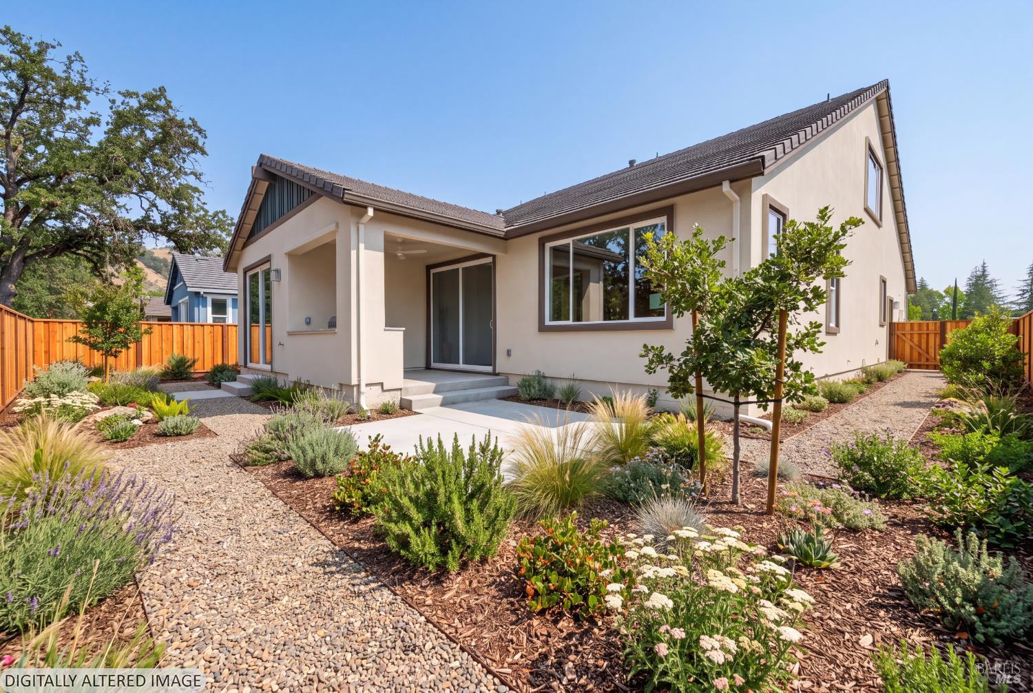 1717 Redwood Avenue