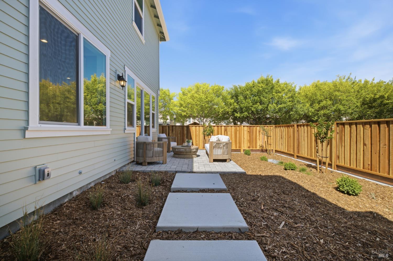 2446 Linwood Avenue