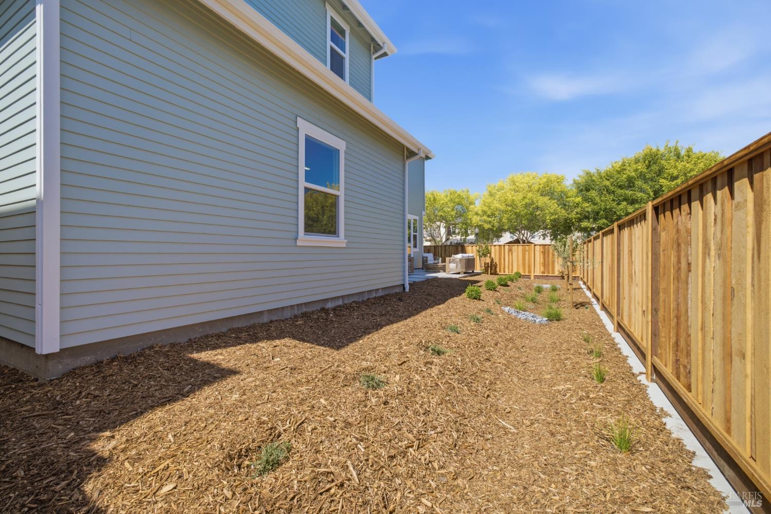 2446 Linwood Avenue
