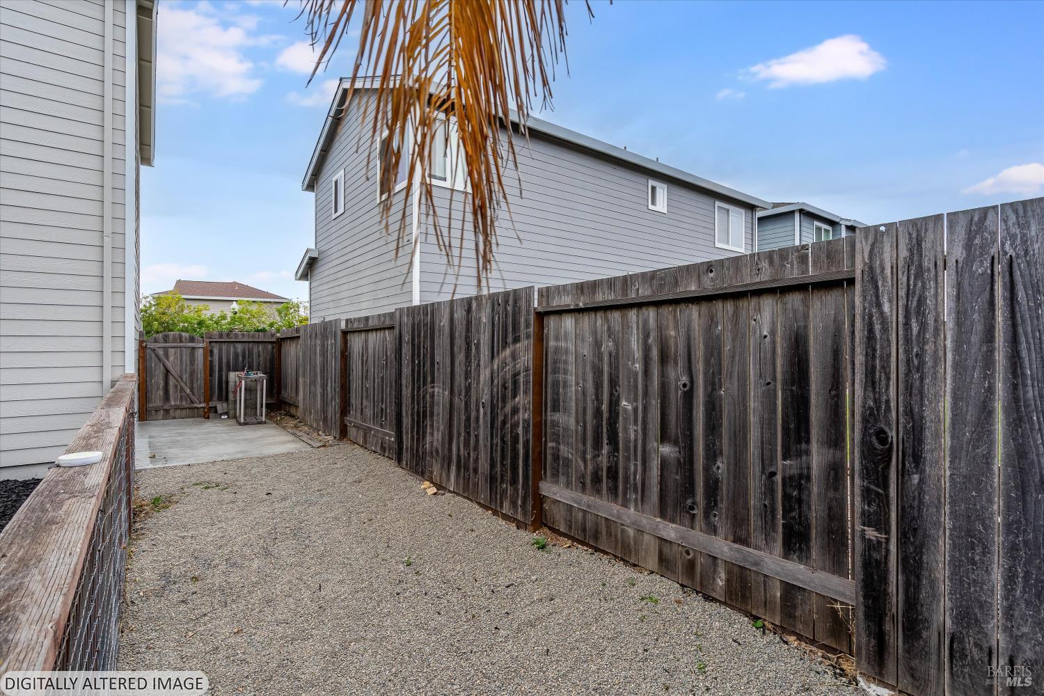 2462 Gilham Way