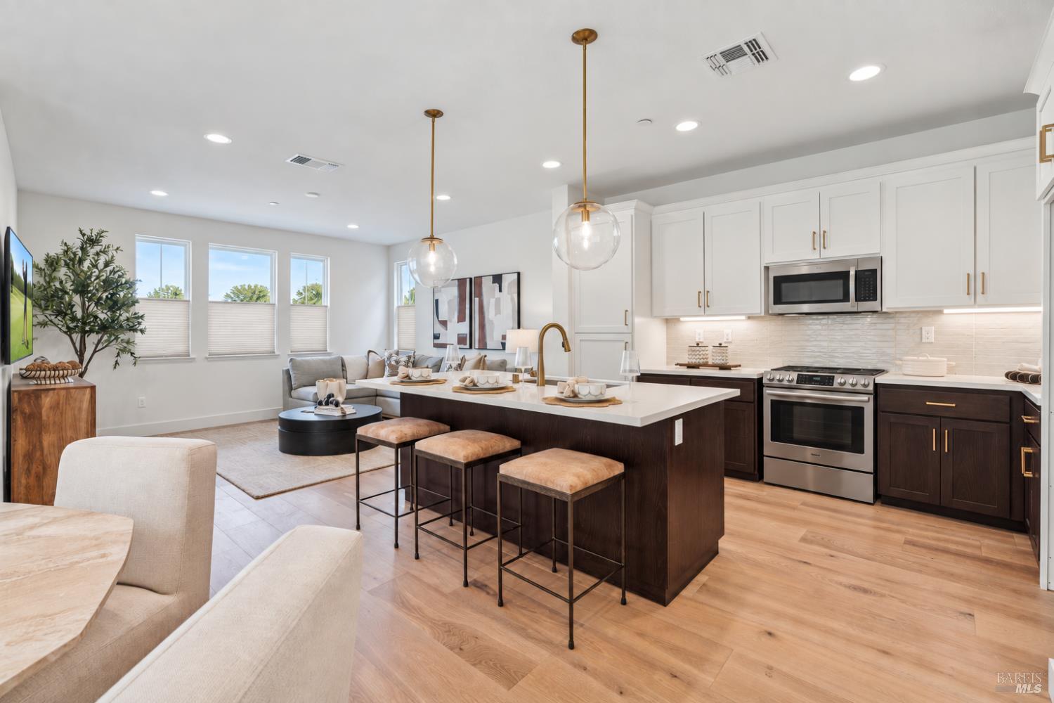 274 Everlove Court