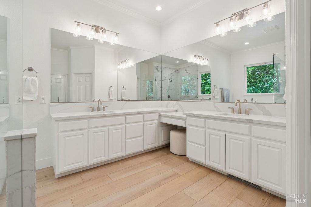 6017 Melita Glen Place