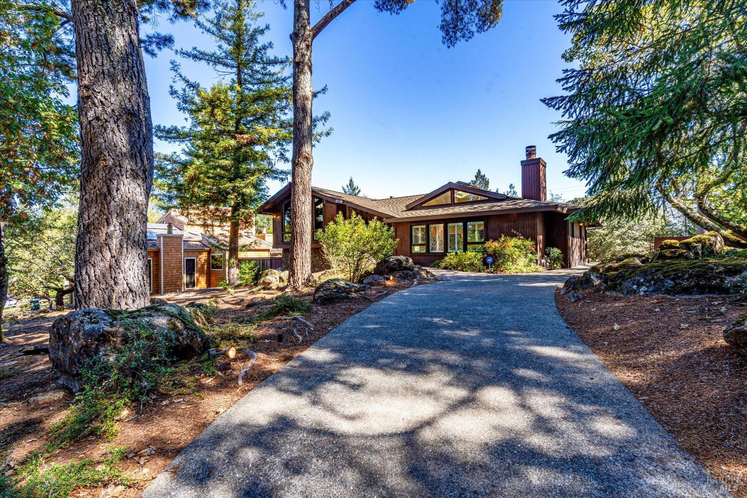 3828 Alta Vista Avenue