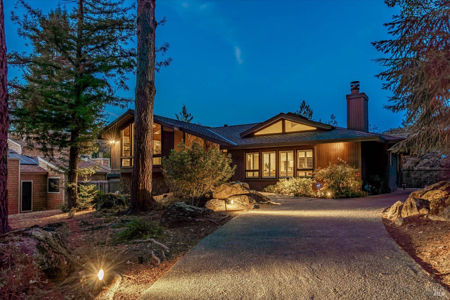 3828 Alta Vista Avenue