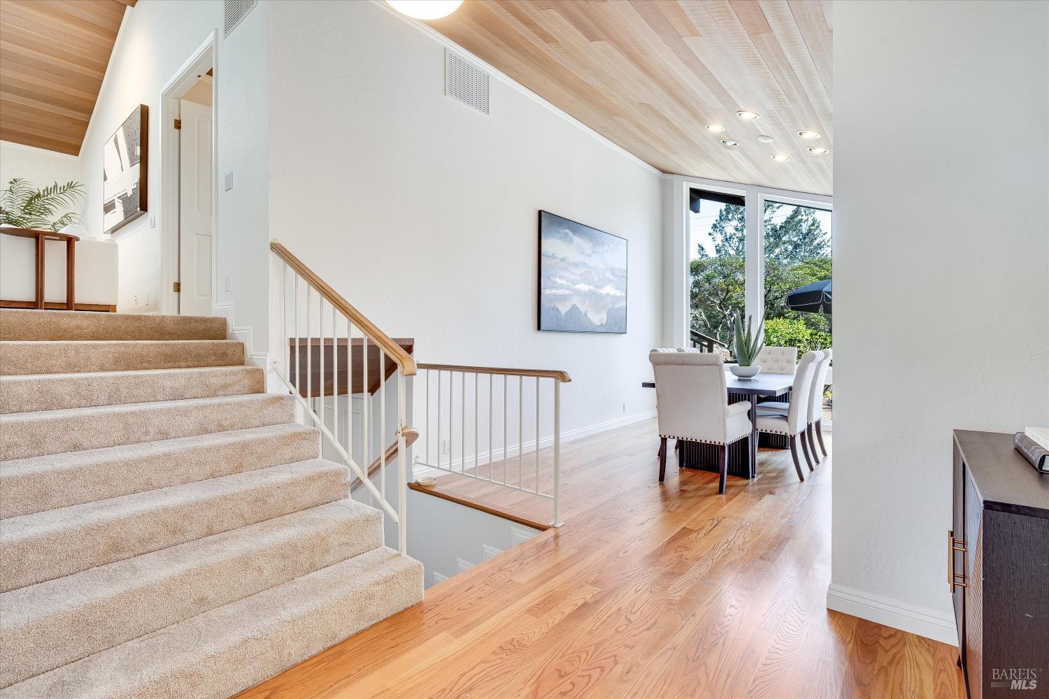 3828 Alta Vista Avenue