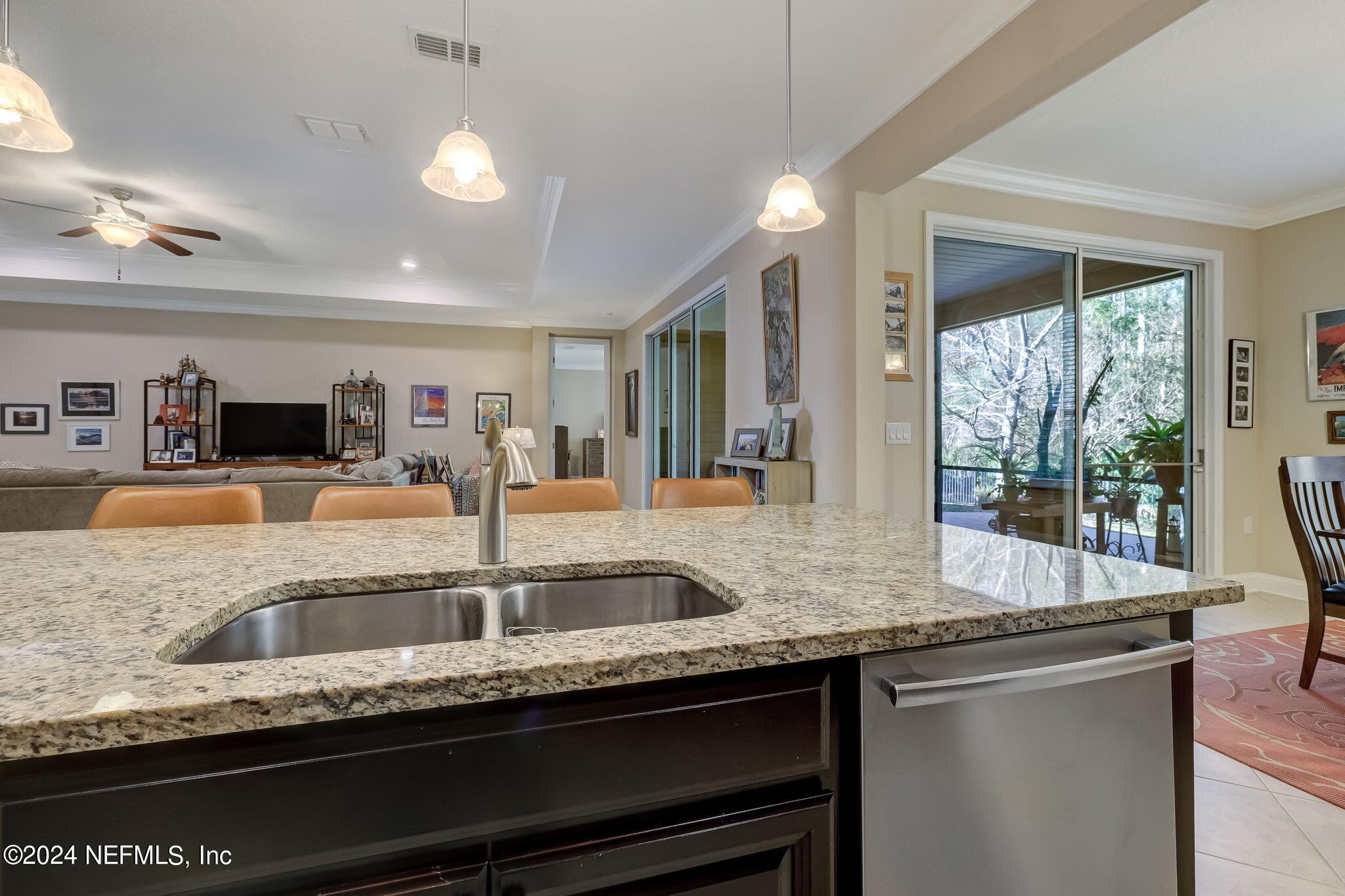 577 ASPEN LEAF Drive