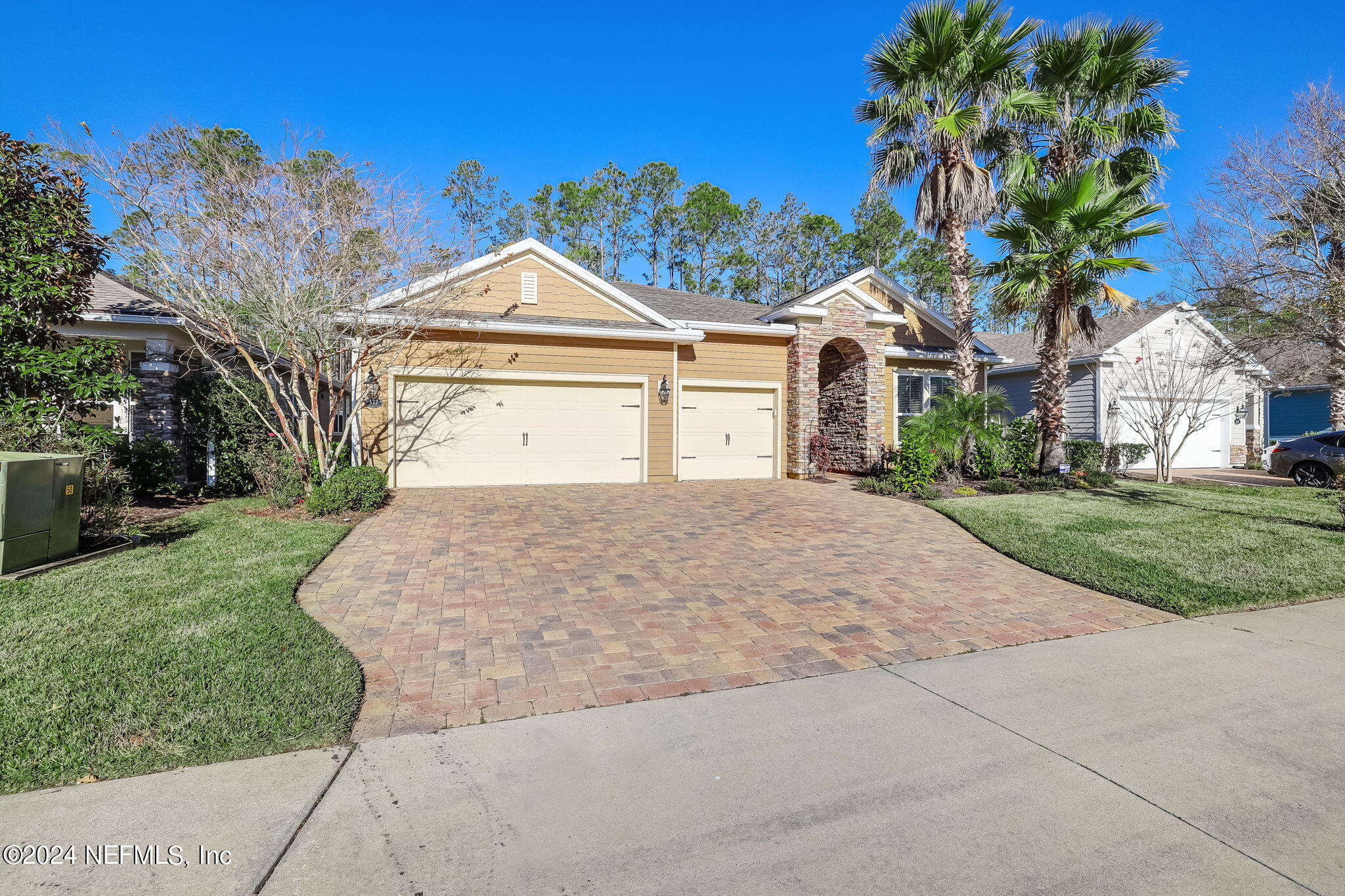 577 ASPEN LEAF Drive