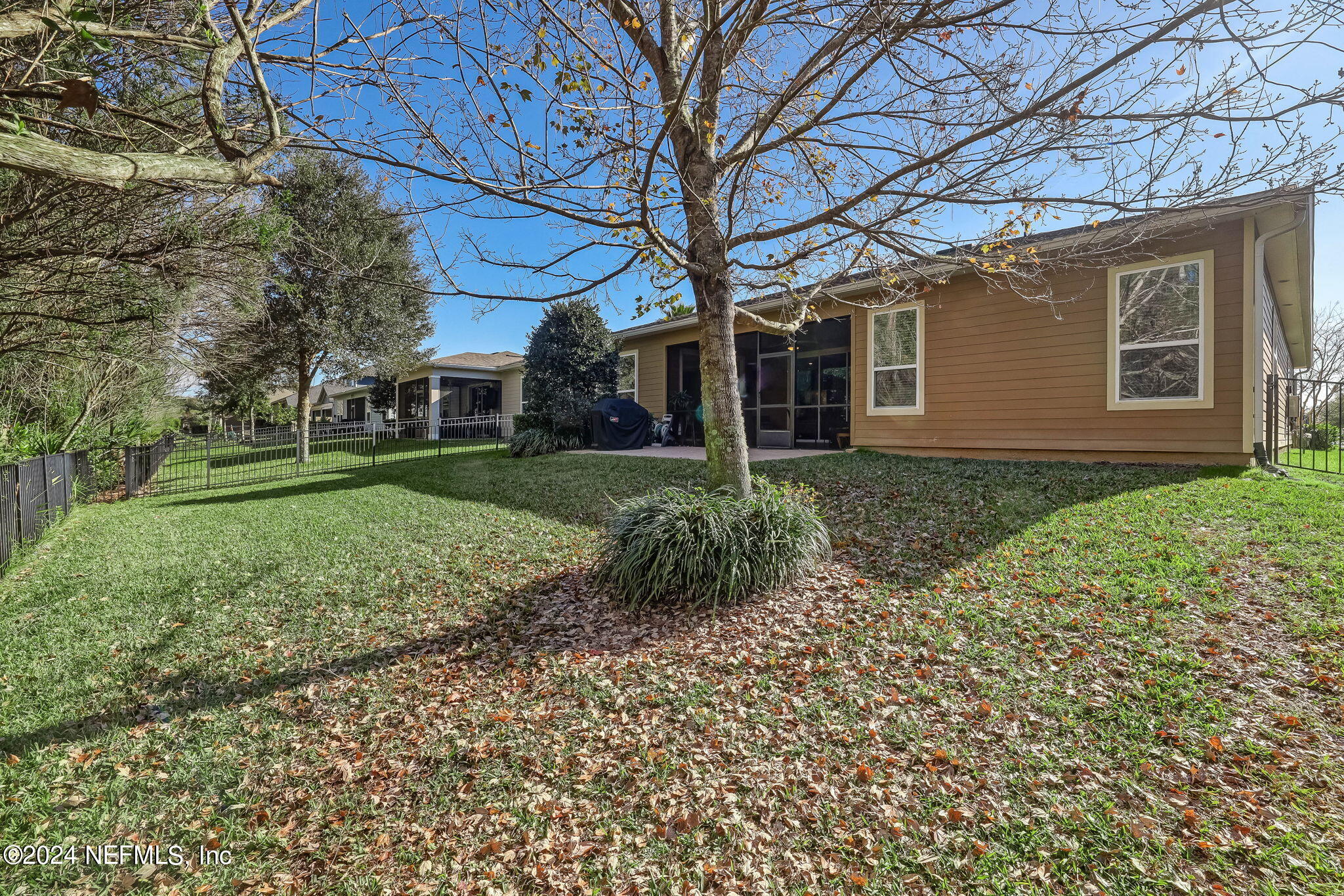 577 ASPEN LEAF Drive