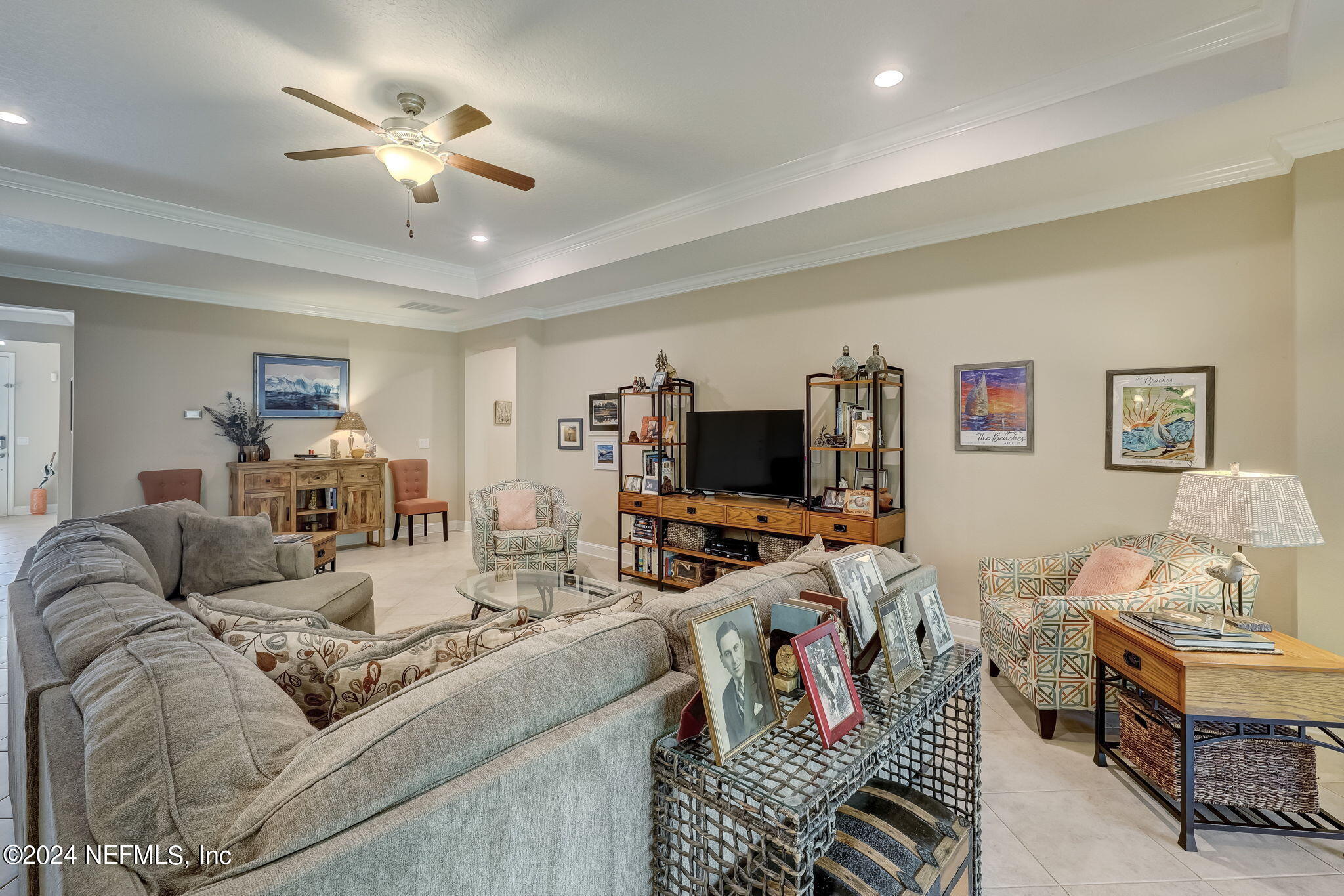 577 ASPEN LEAF Drive