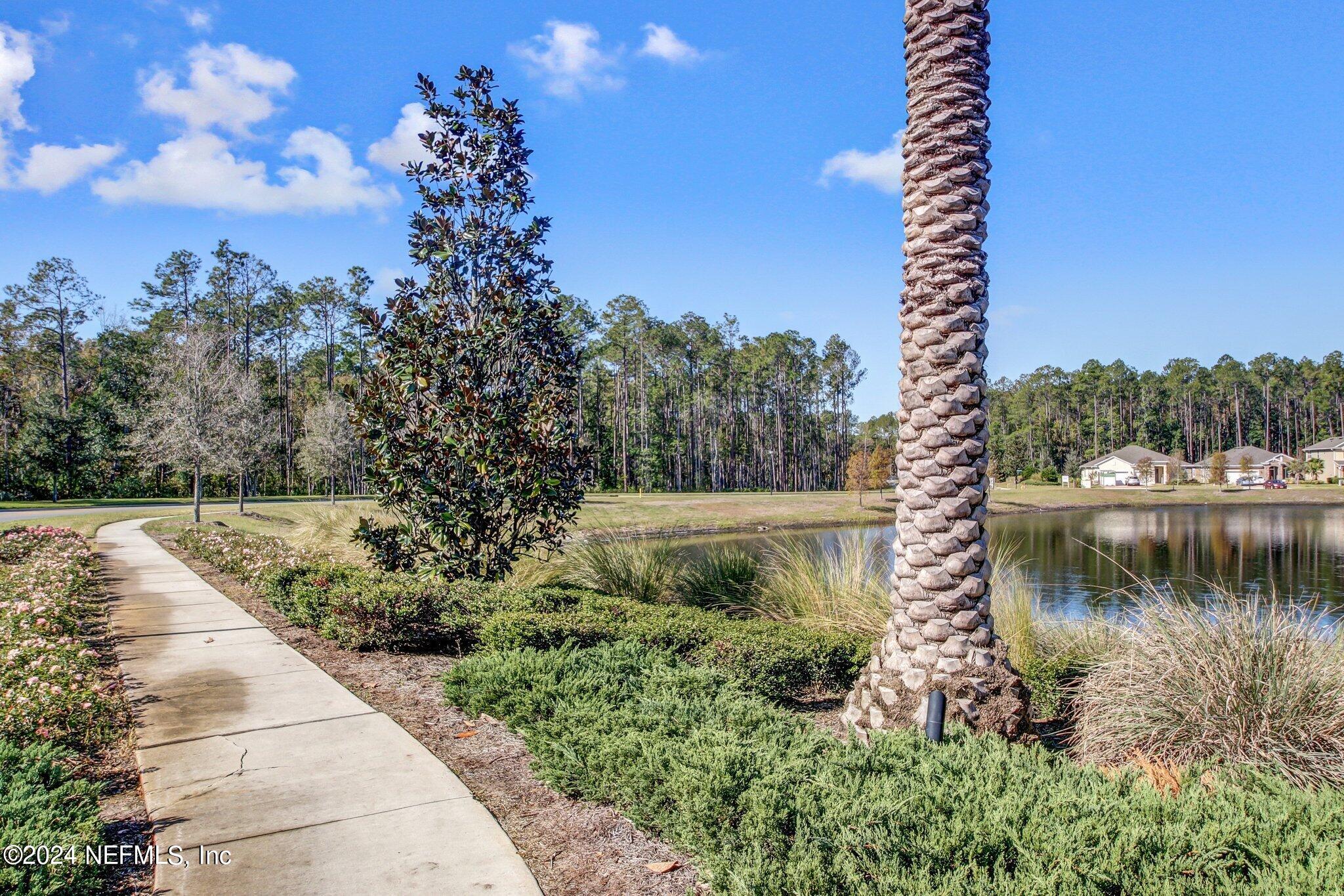 577 ASPEN LEAF Drive
