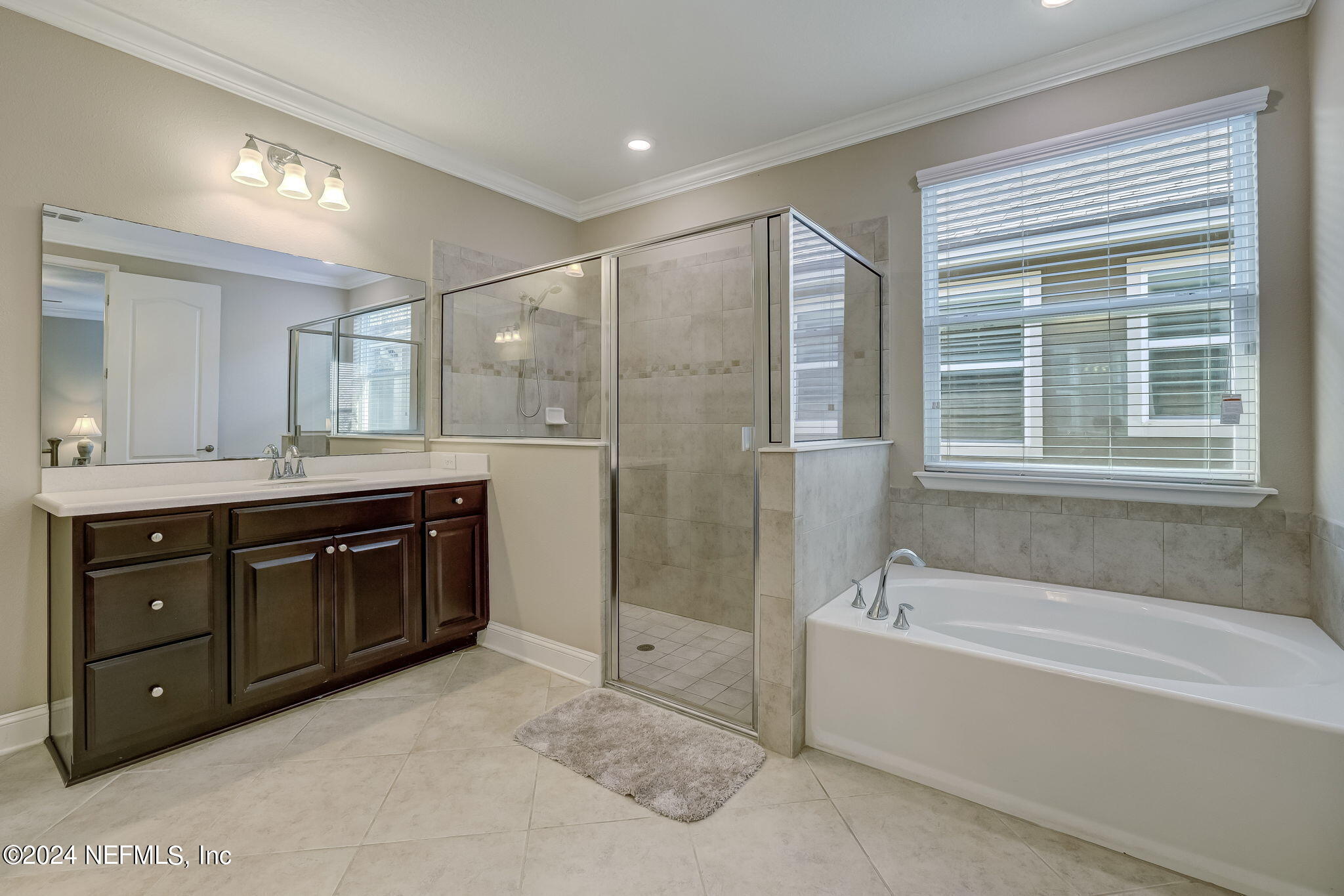 577 ASPEN LEAF Drive