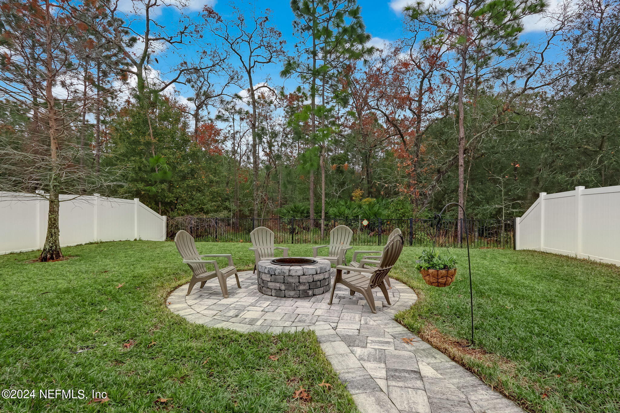 14613 DURBIN ISLAND Way
