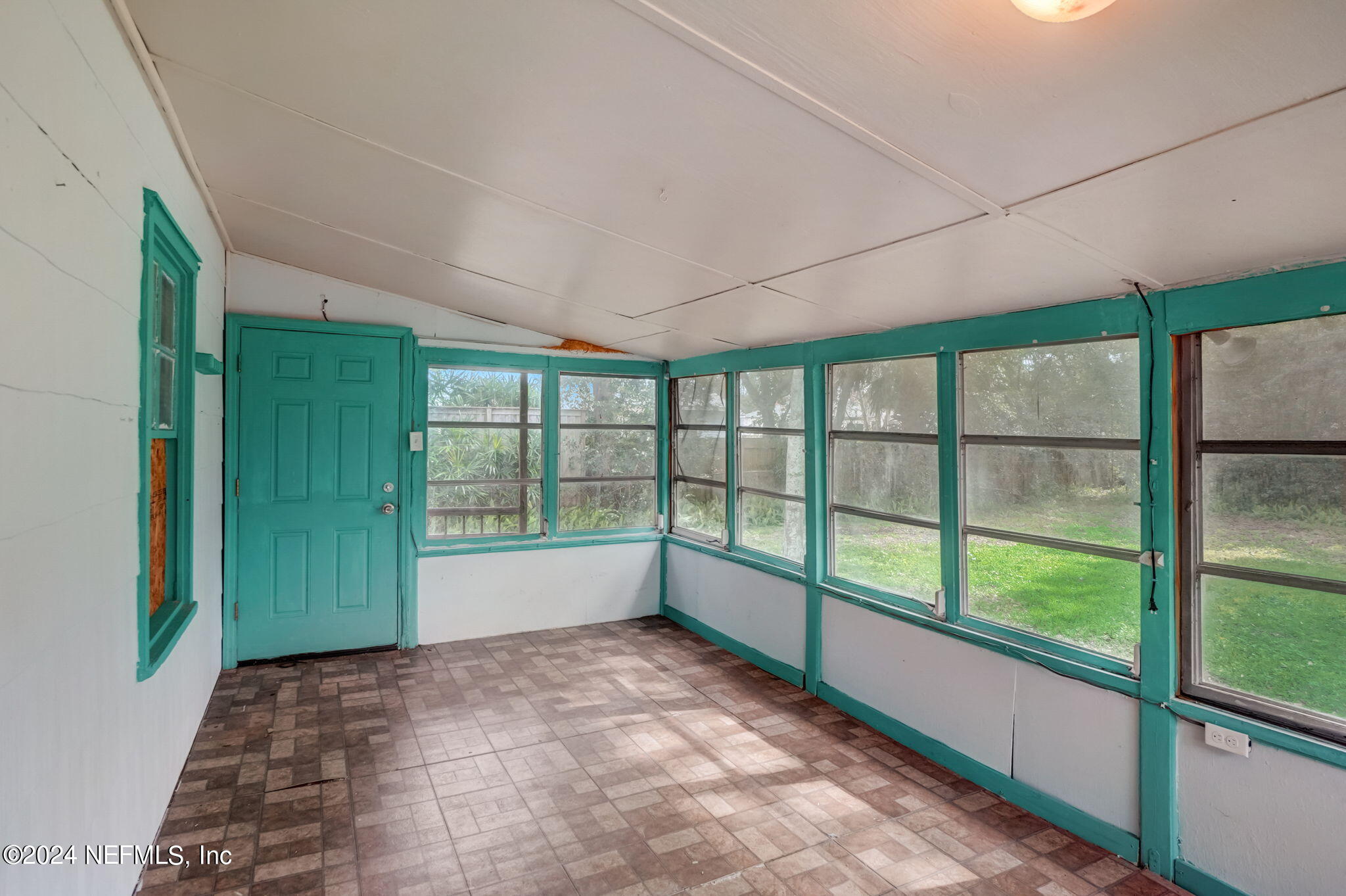 4716 CAMBRIDGE Road