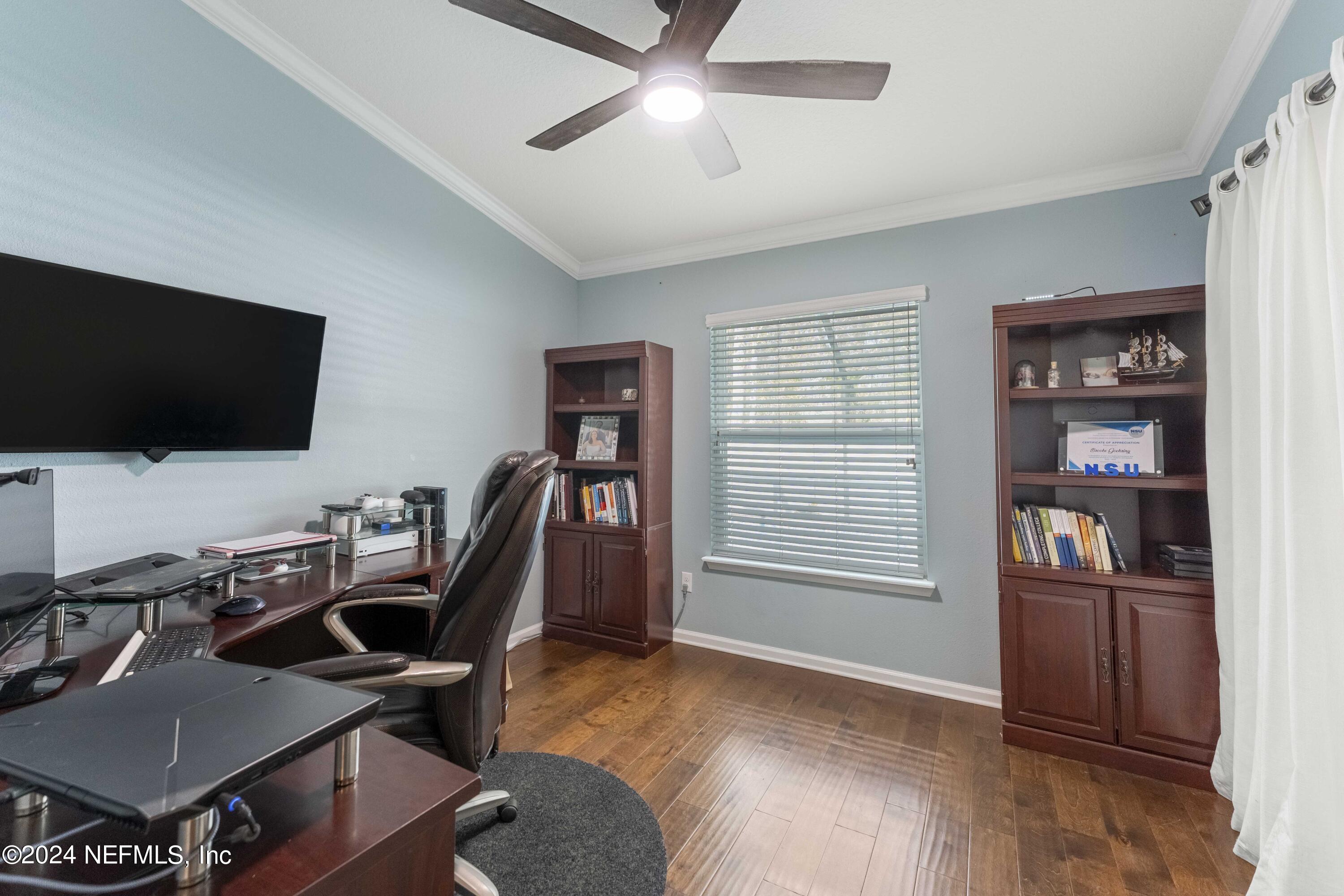 4939 BALLASTONE Drive