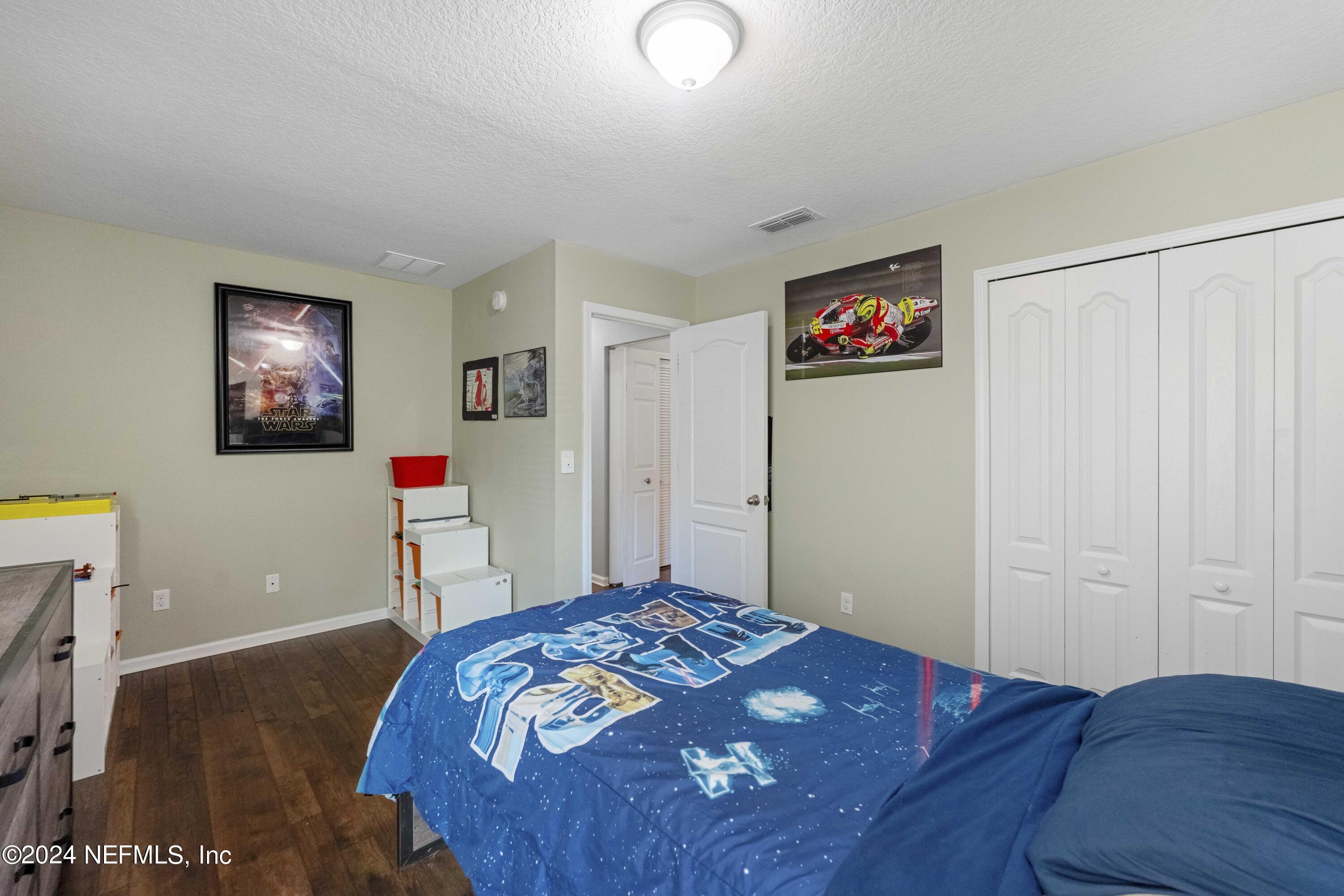 4939 BALLASTONE Drive