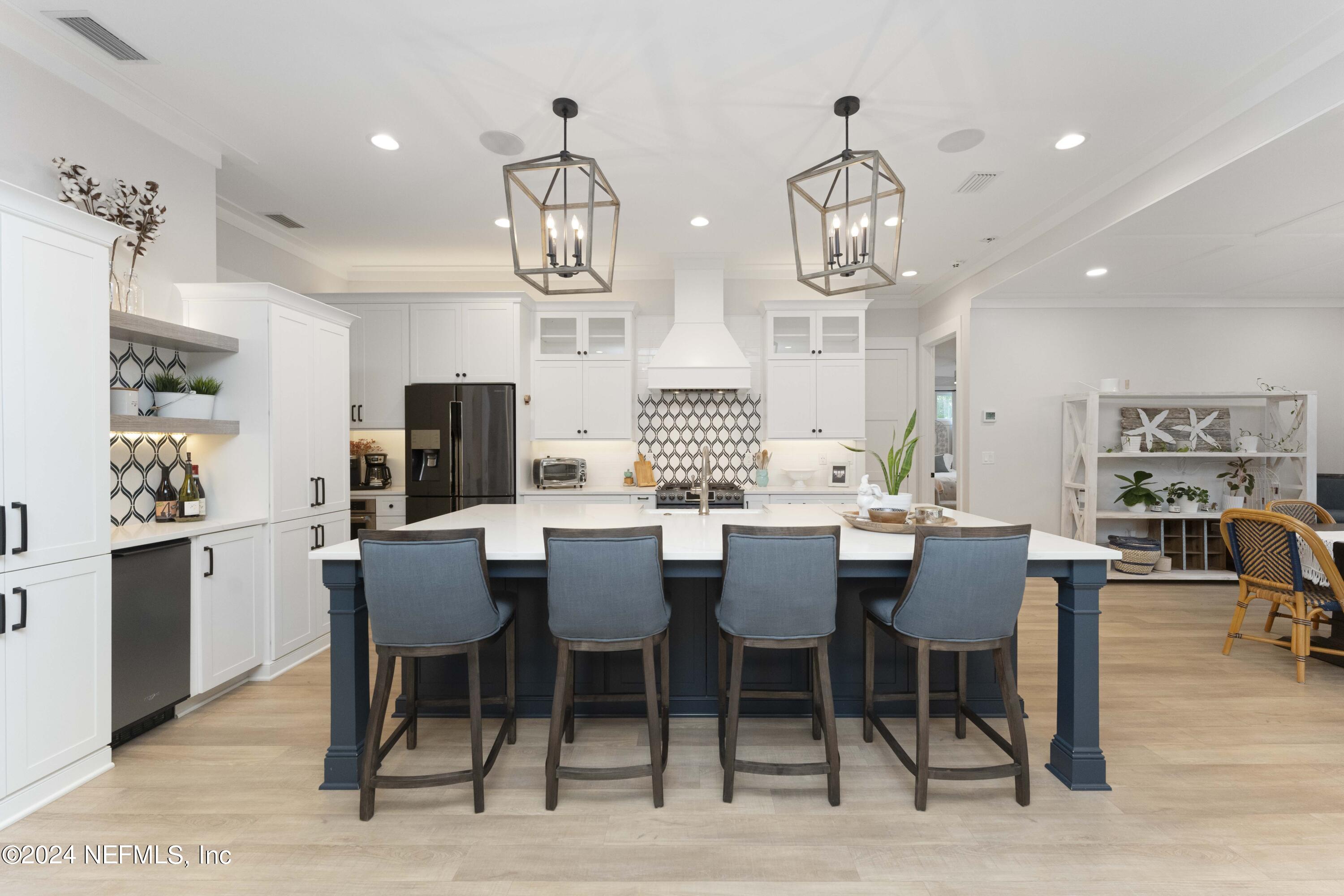 10005 EVERCHARM ESTATES Court