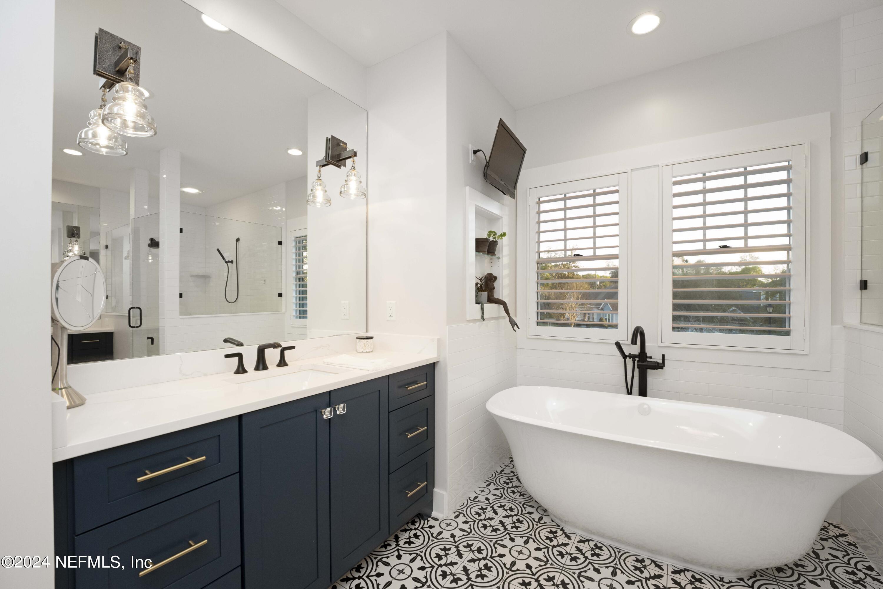 10005 EVERCHARM ESTATES Court