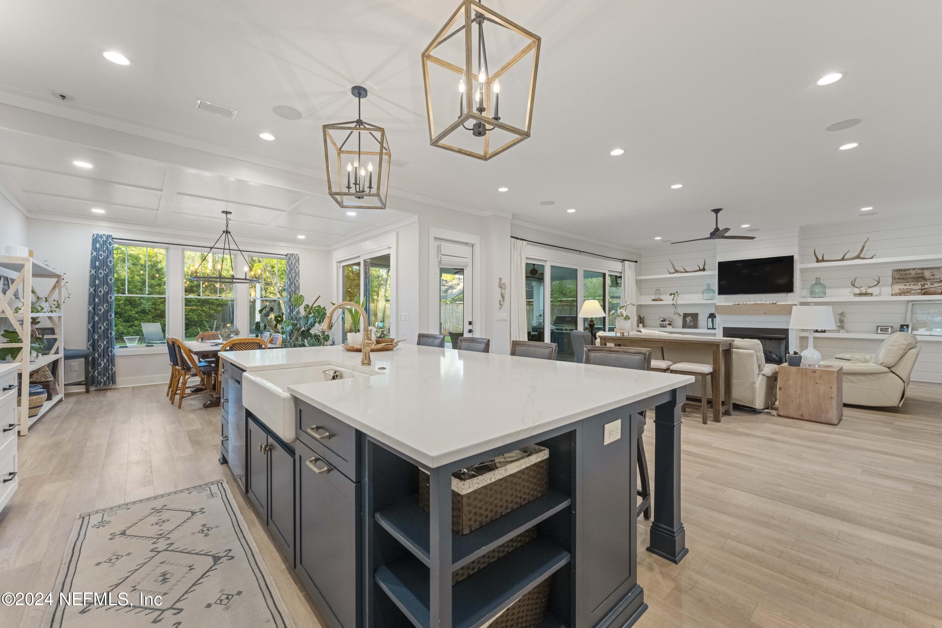 10005 EVERCHARM ESTATES Court