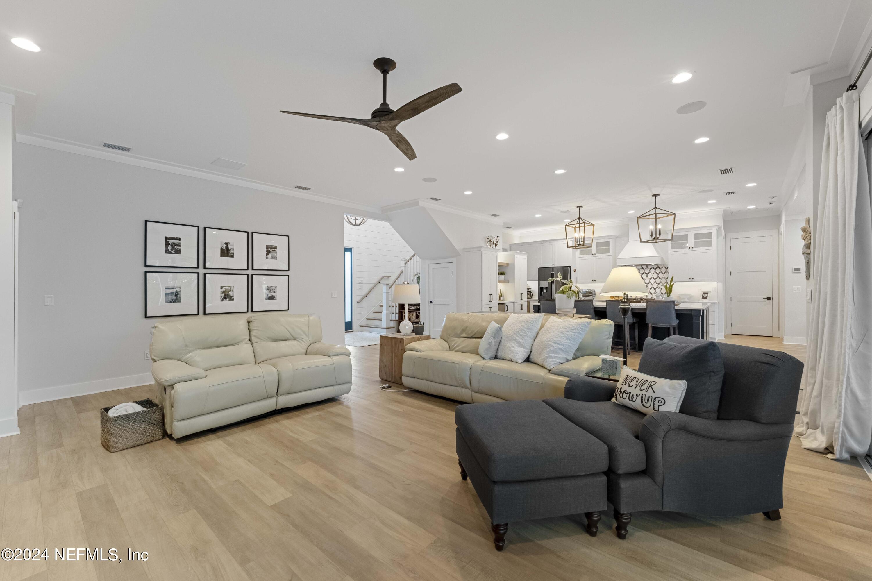 10005 EVERCHARM ESTATES Court