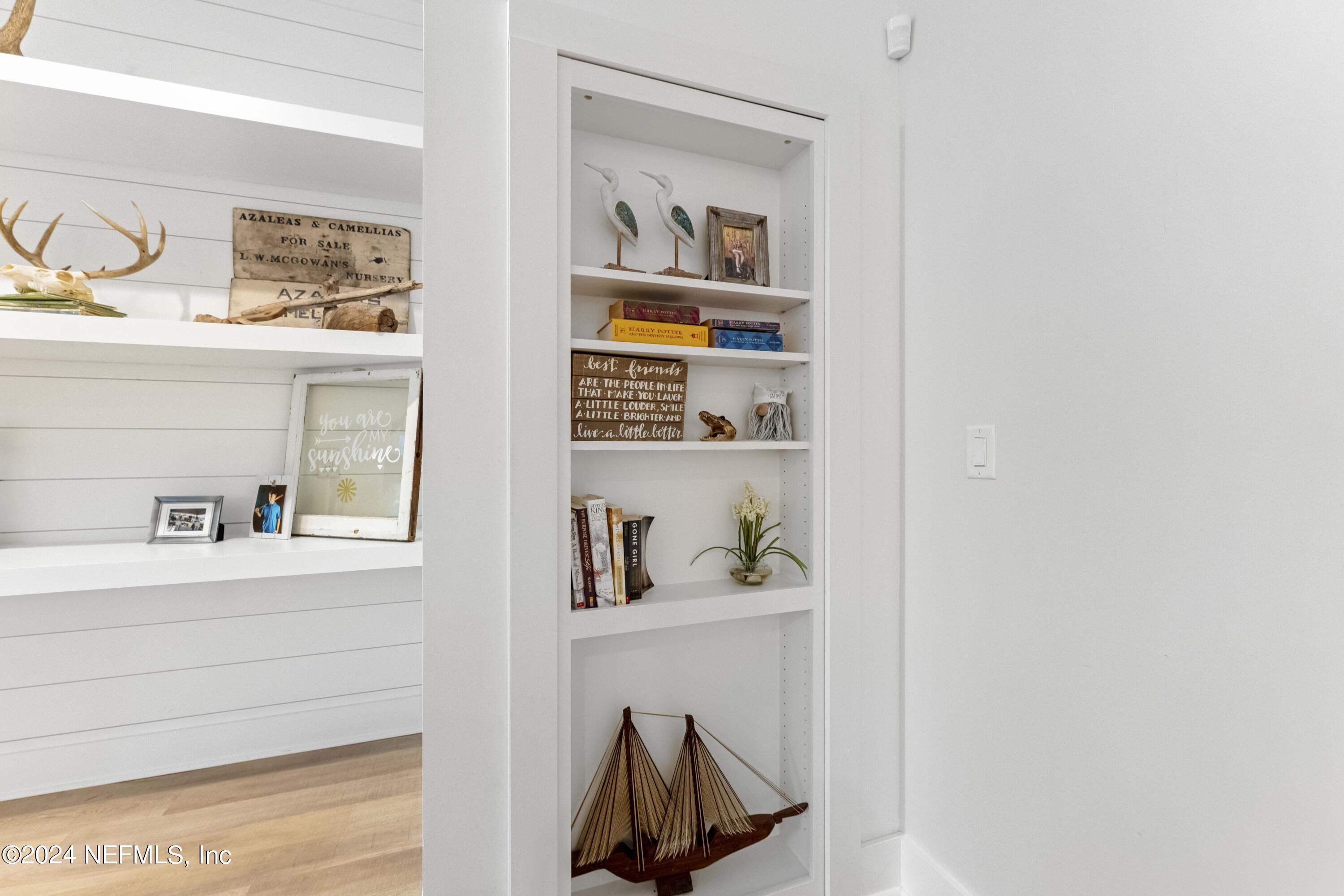 10005 EVERCHARM ESTATES Court