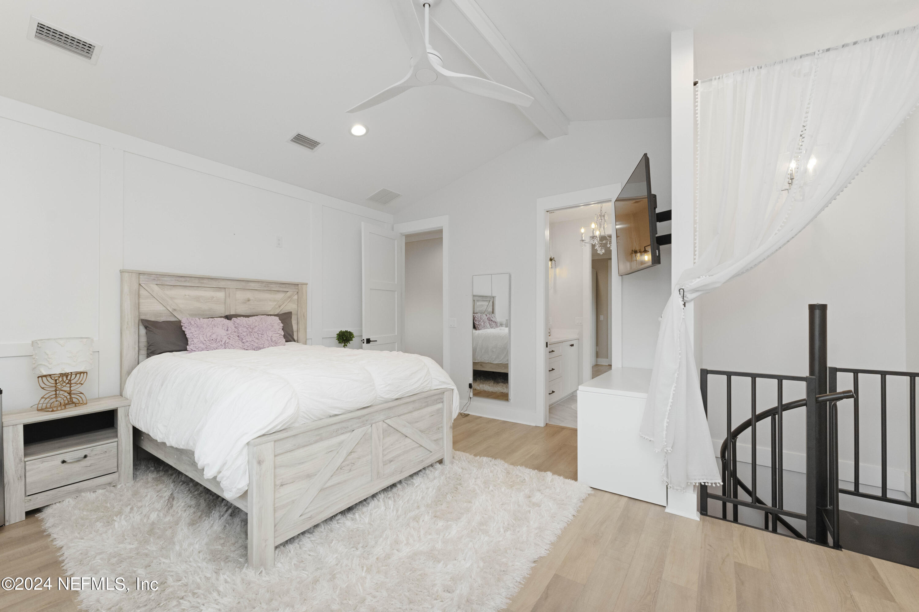 10005 EVERCHARM ESTATES Court