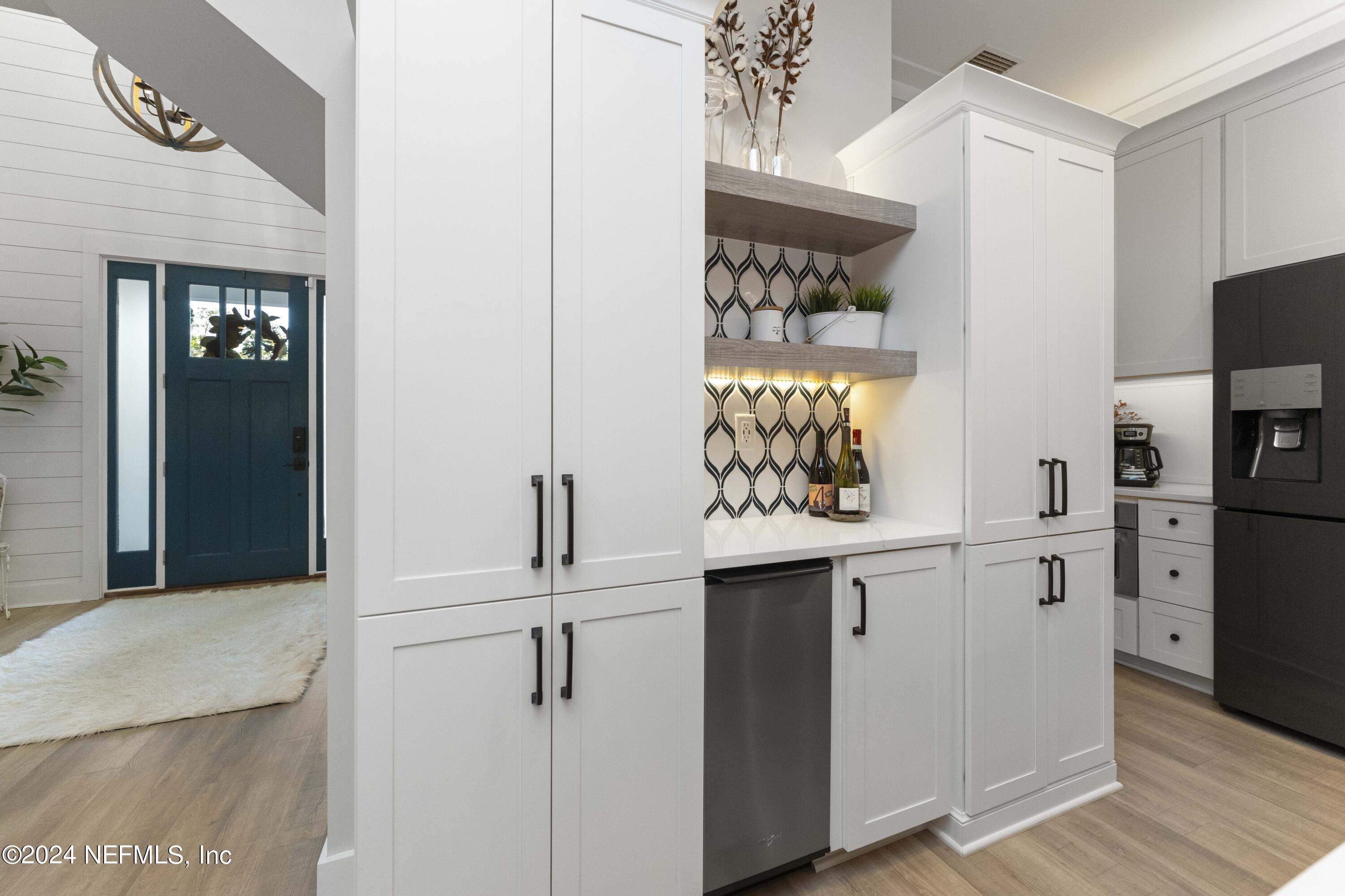 10005 EVERCHARM ESTATES Court