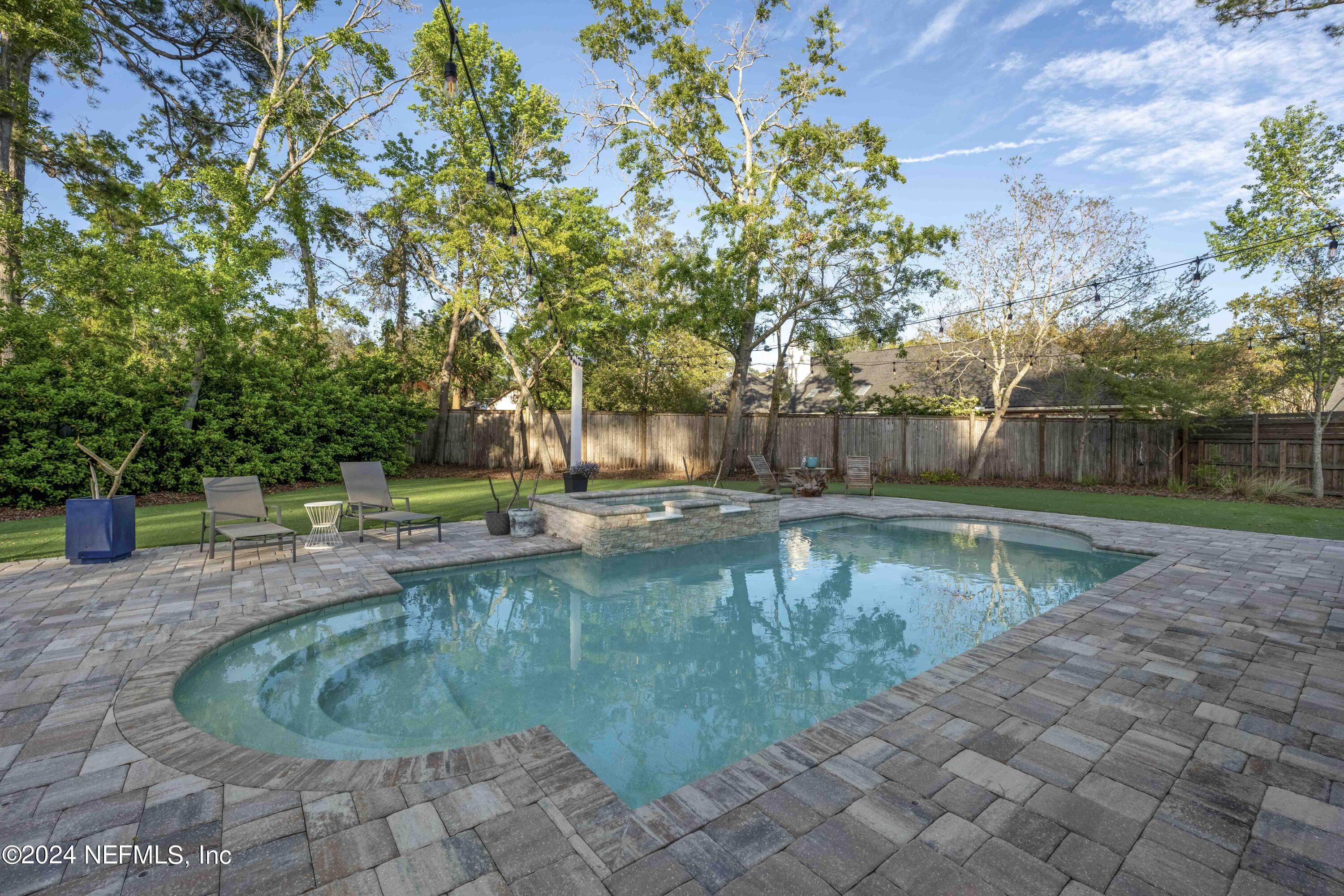 10005 EVERCHARM ESTATES Court