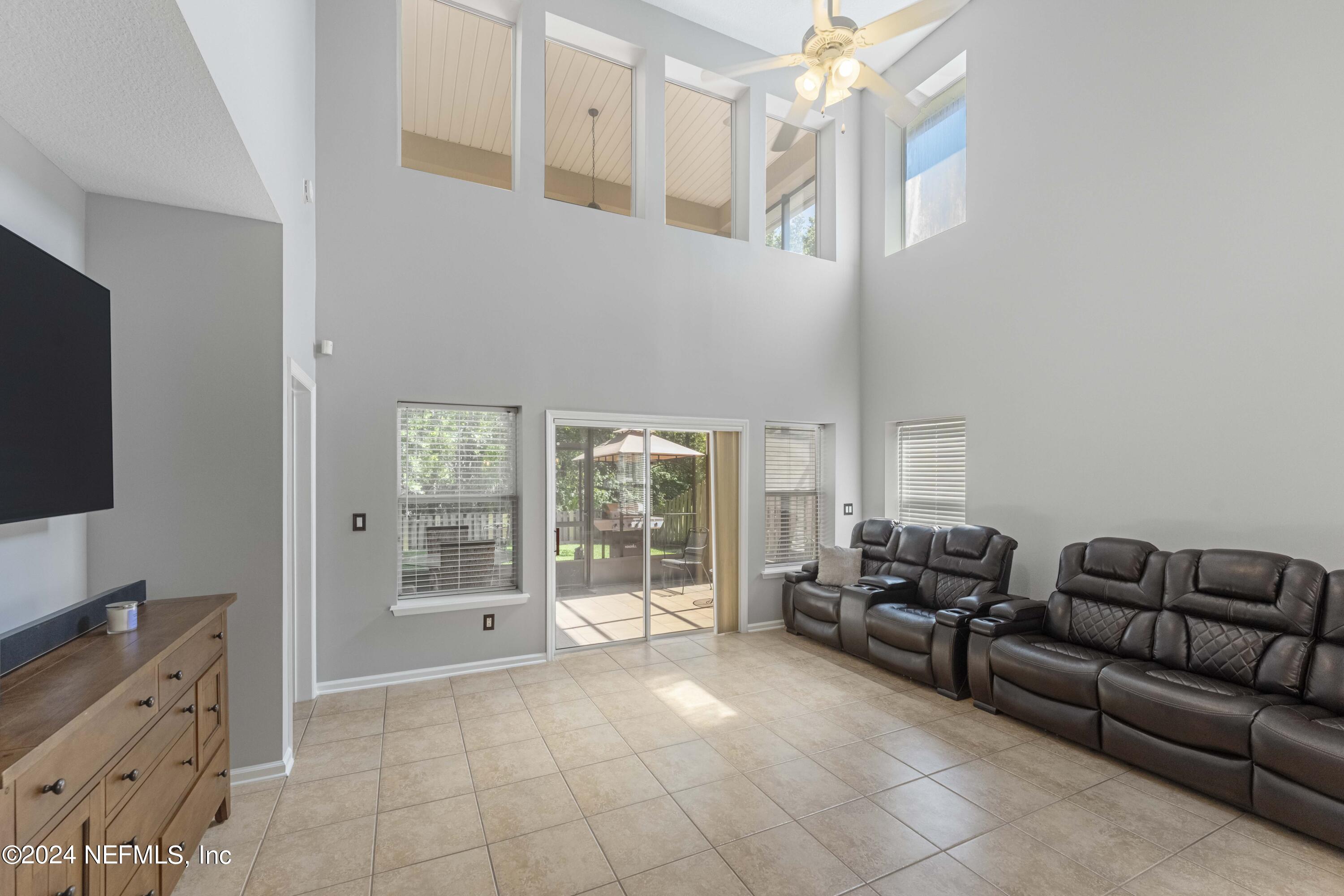 5830 ALAMOSA Circle