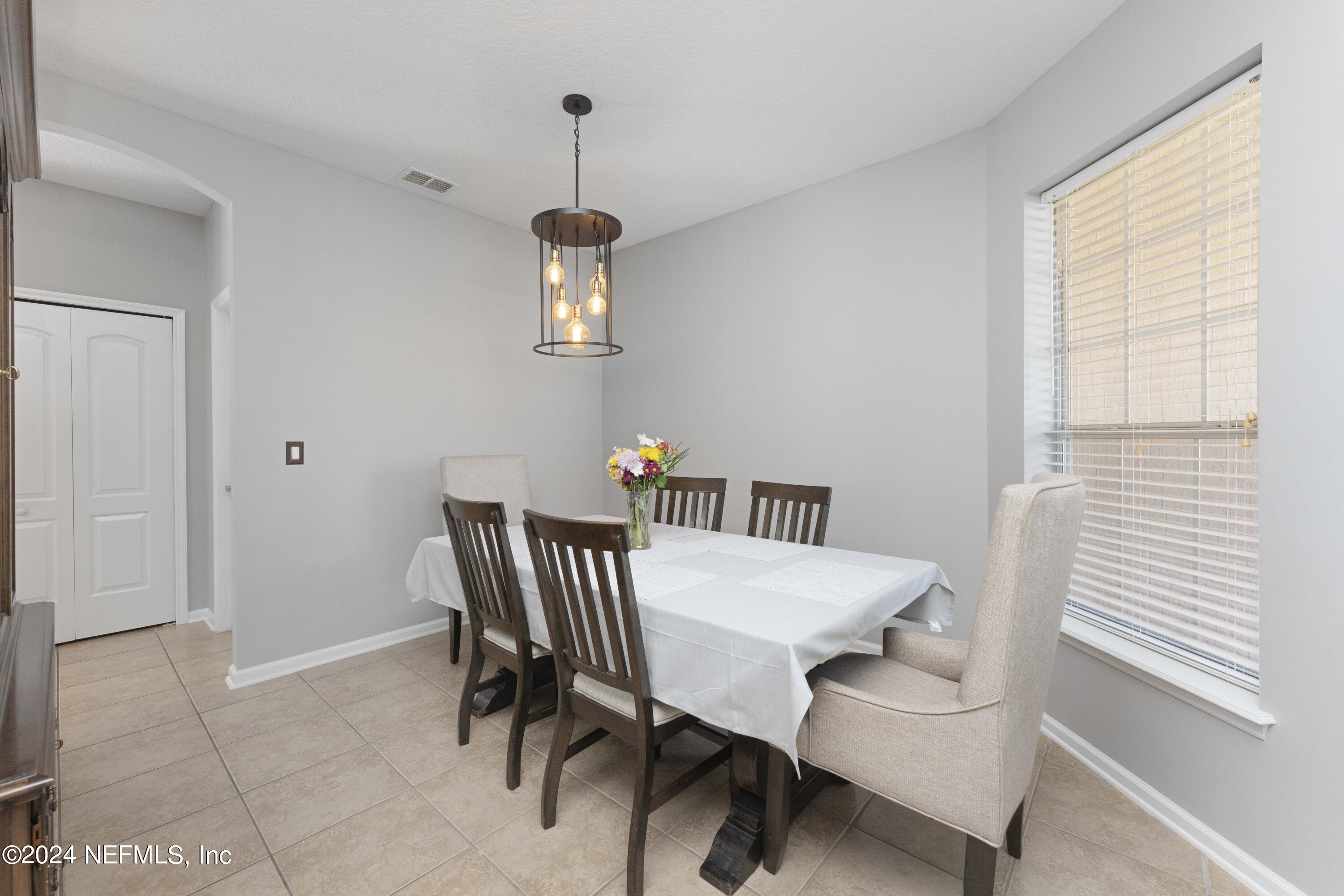 5830 ALAMOSA Circle