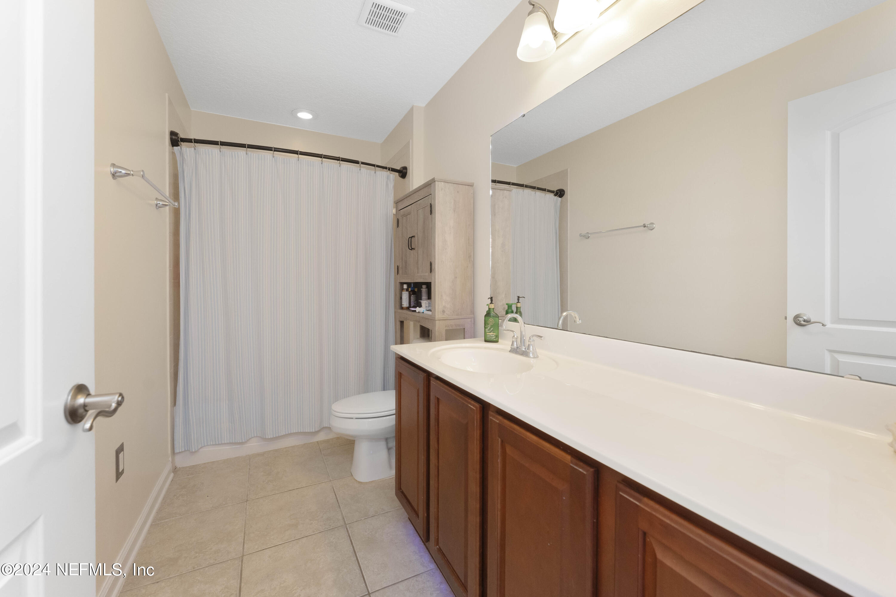 5830 ALAMOSA Circle