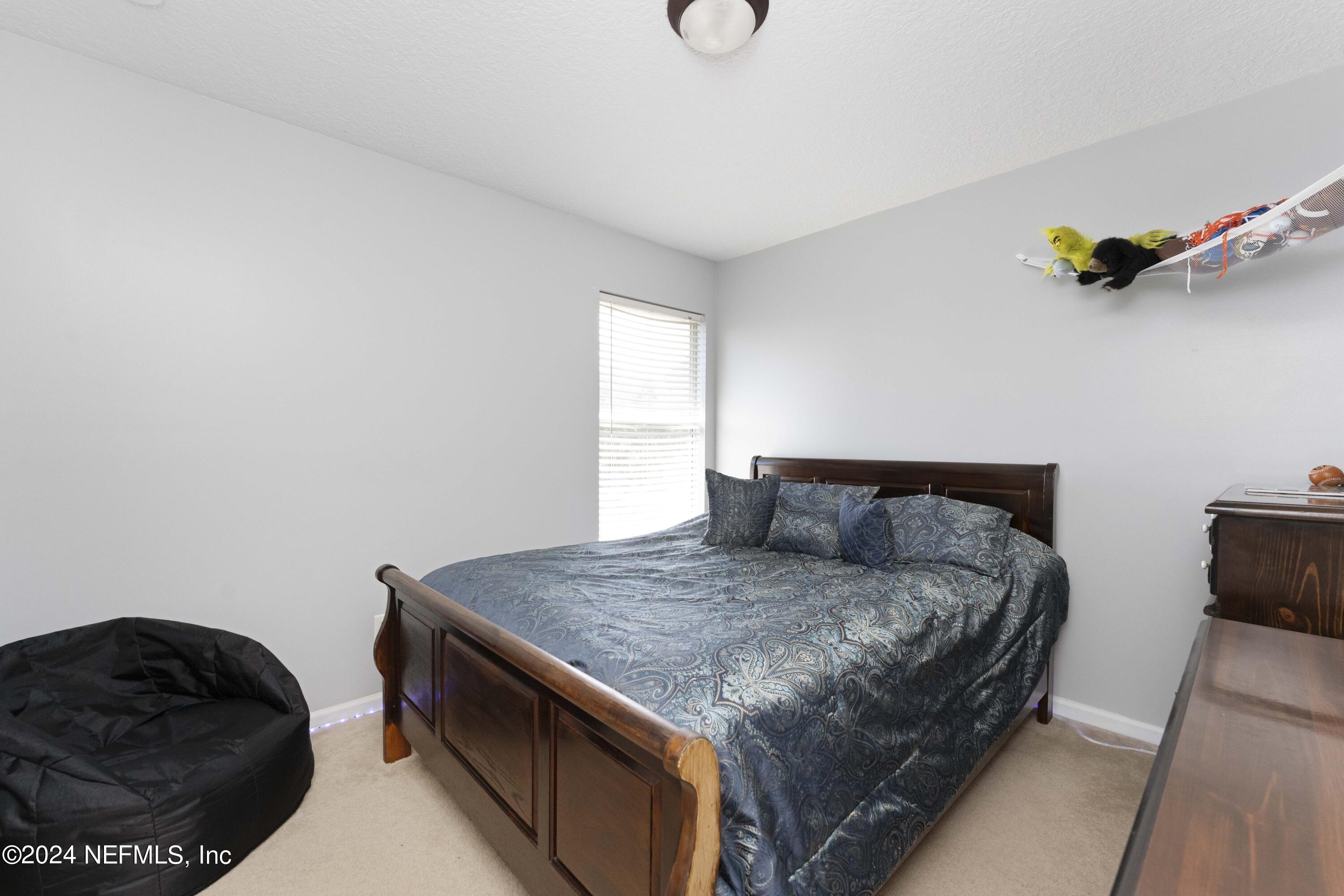 5830 ALAMOSA Circle