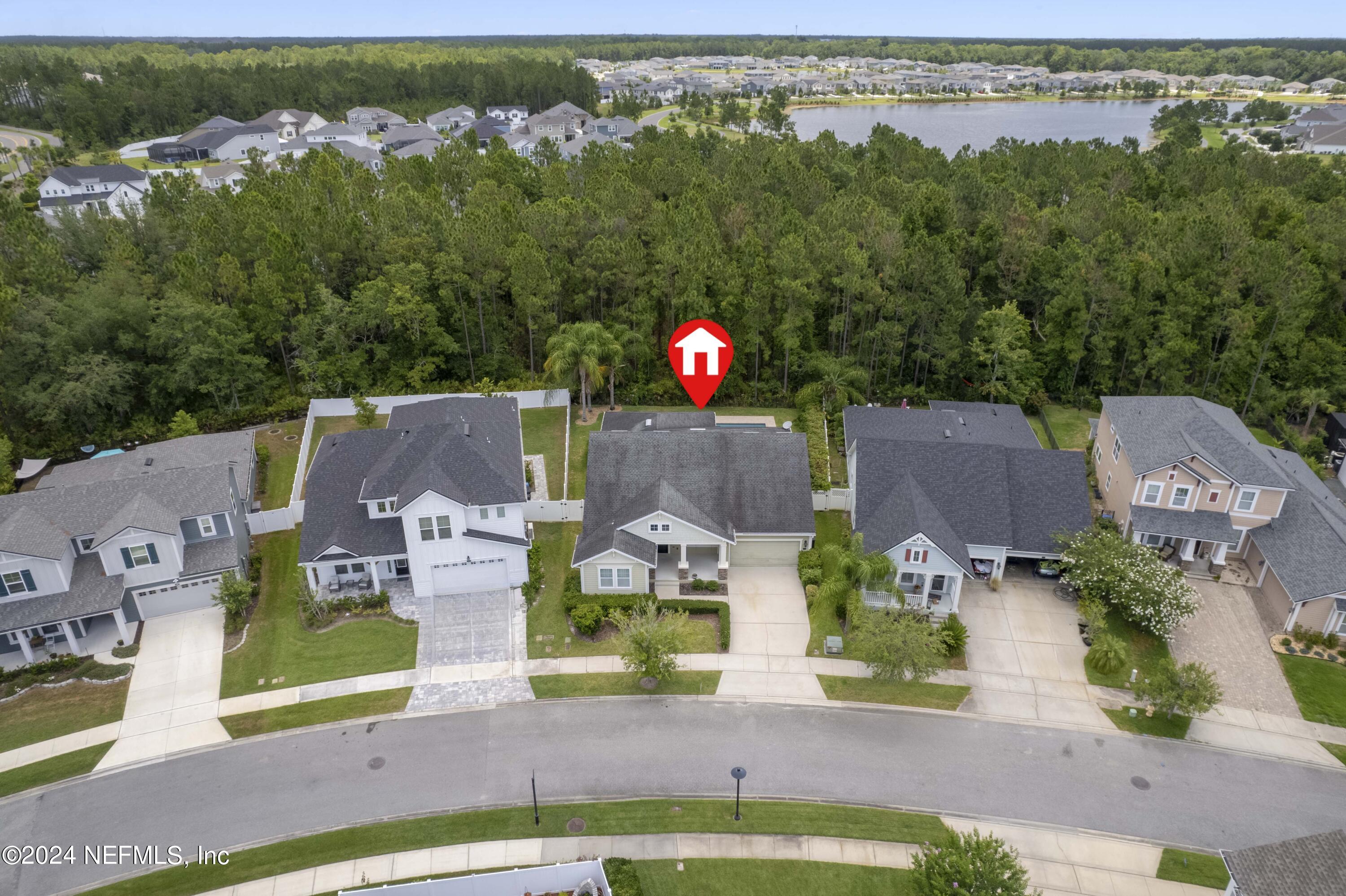 272 OLIVETTE Street, St. Johns