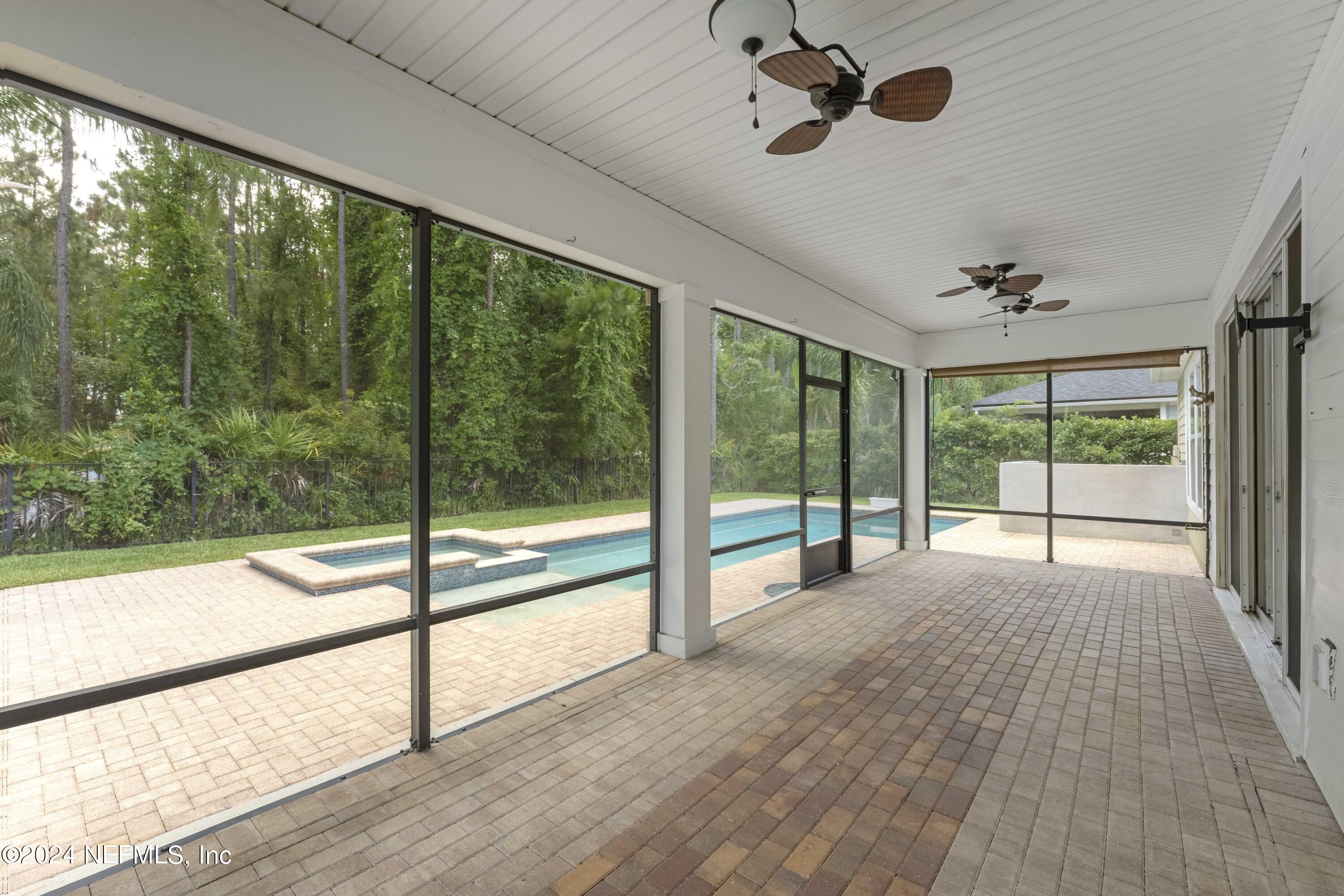 272 OLIVETTE Street, St. Johns