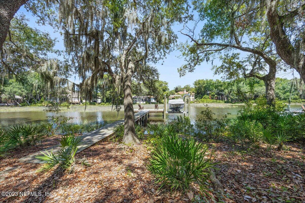 13861 BELLA RIVA Lane