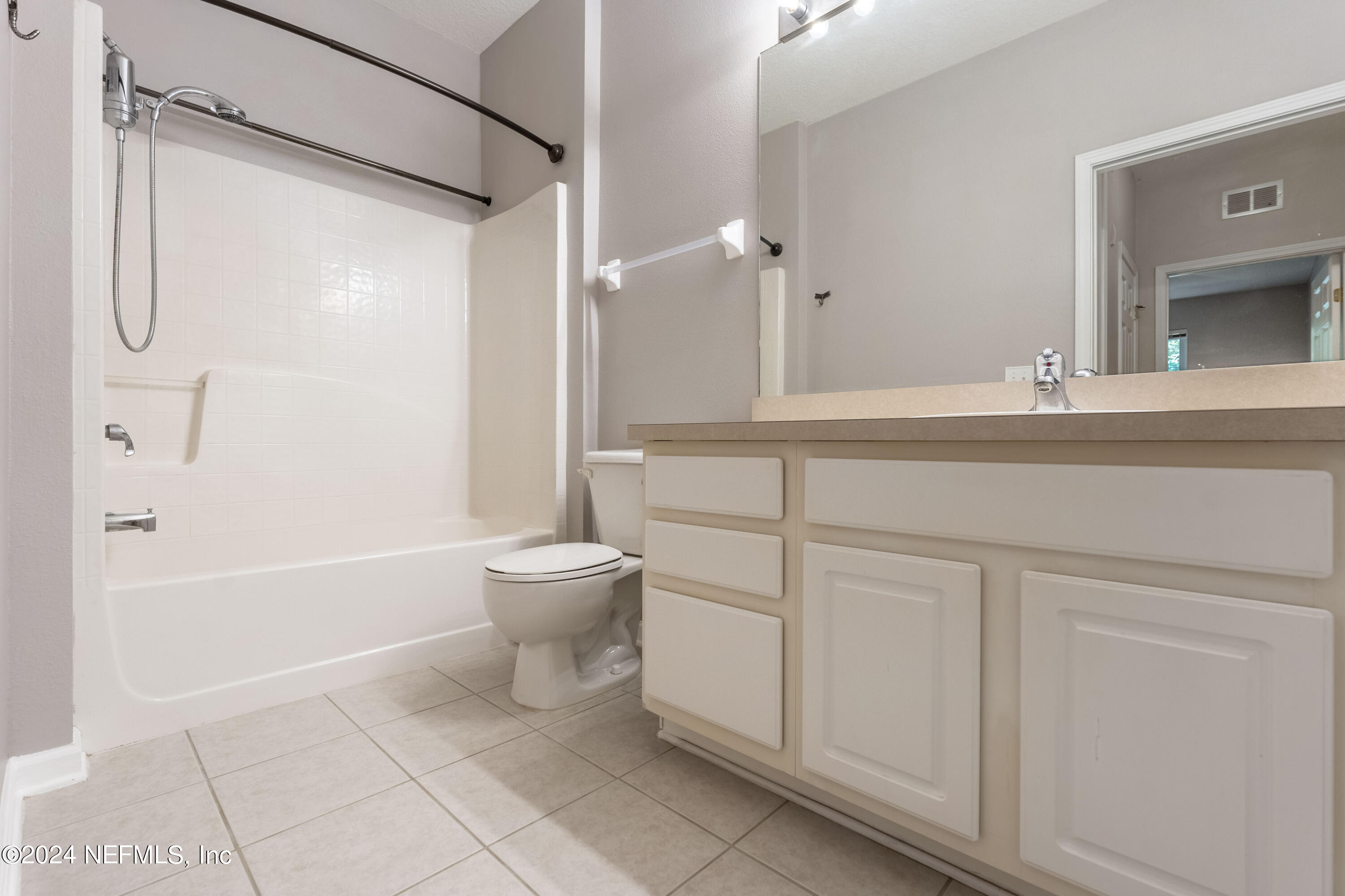 7801 POINT MEADOWS Drive, 5202