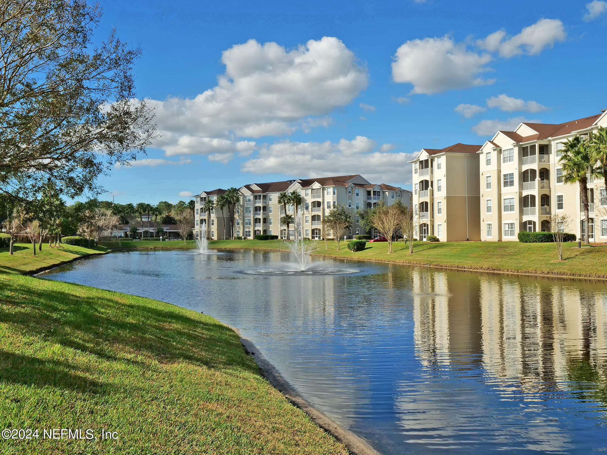 7801 POINT MEADOWS Drive, 5202