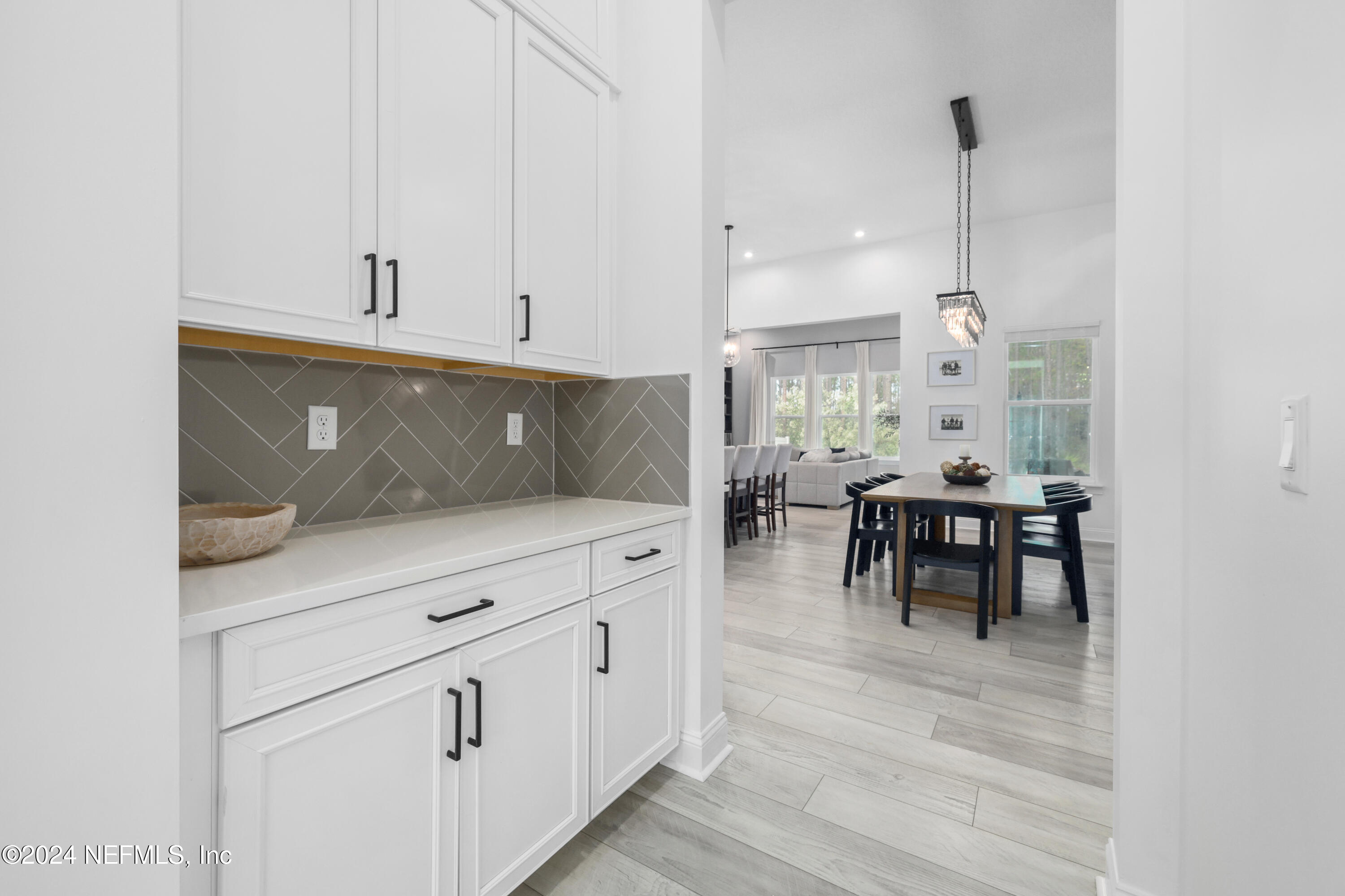 284 WHIRLAWAY Court