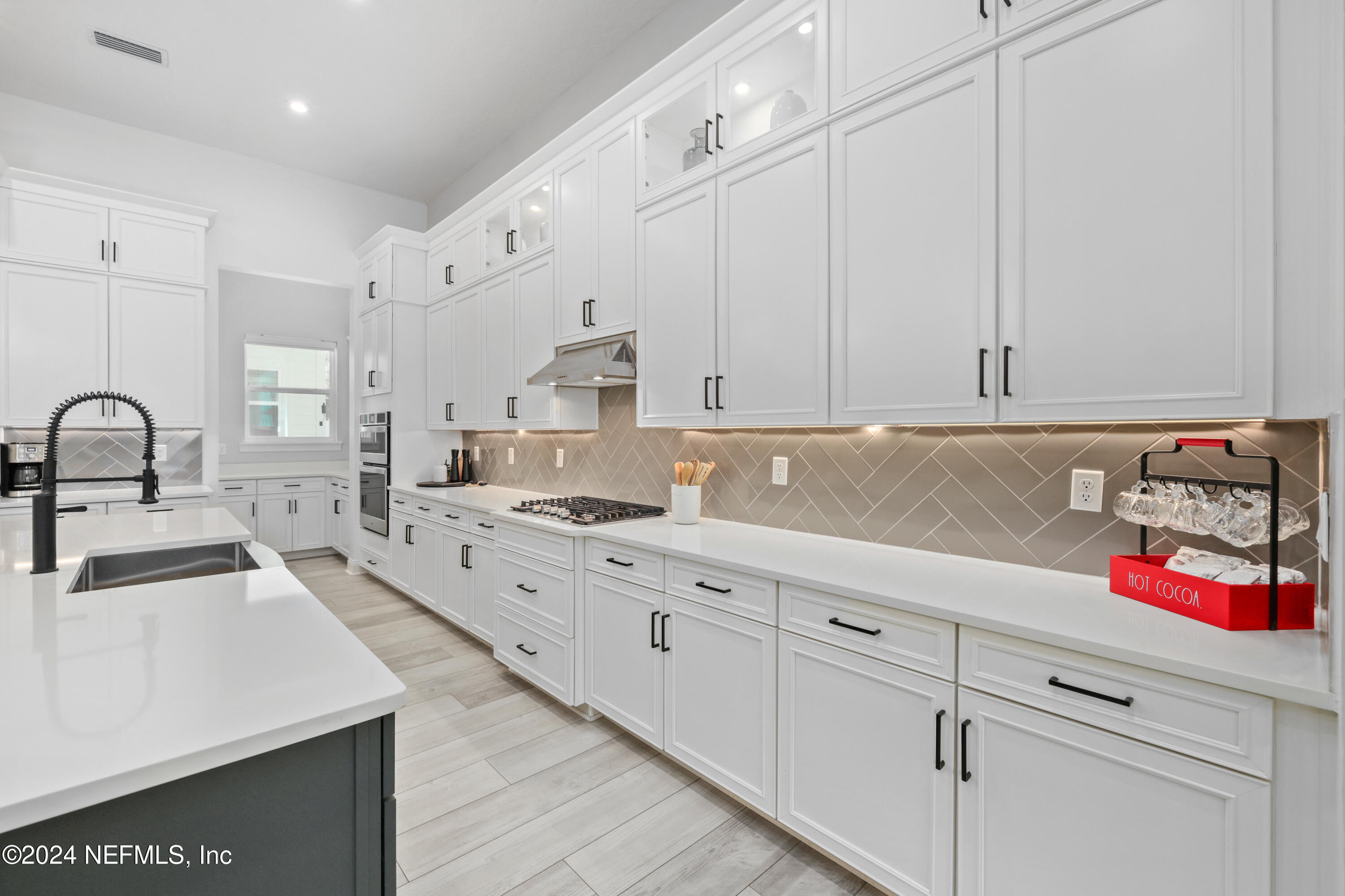 284 WHIRLAWAY Court