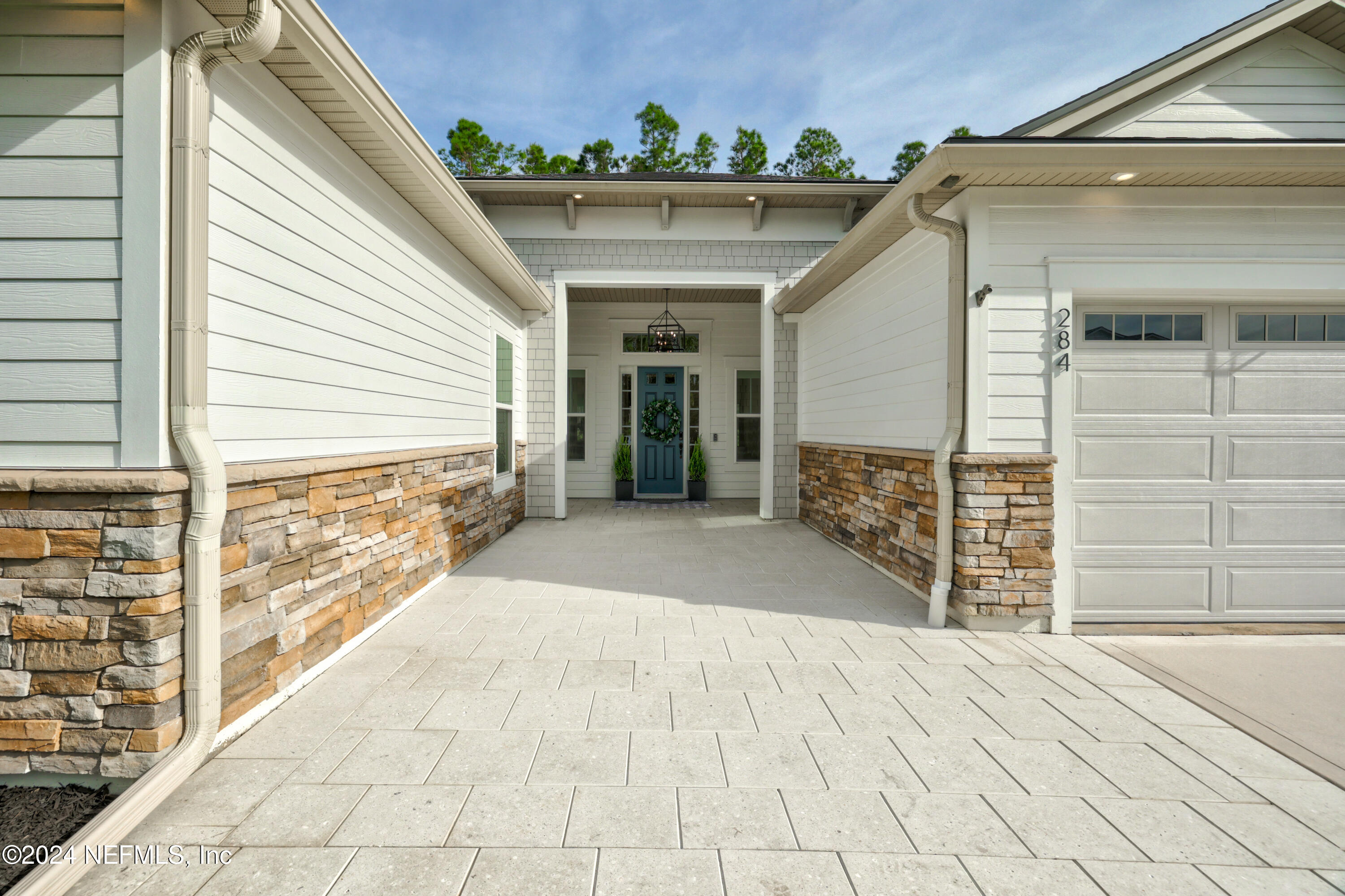 284 WHIRLAWAY Court